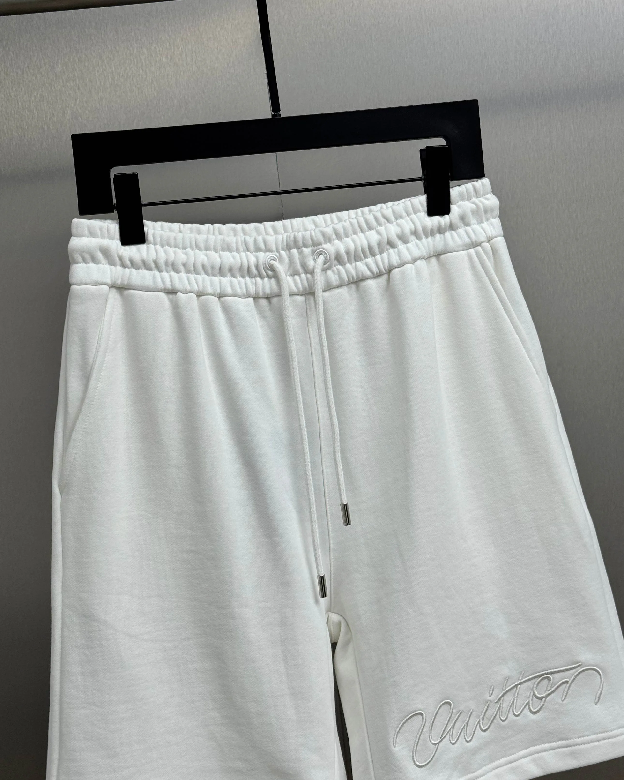 Men's Shorts LOUIS VUITTON 17510435