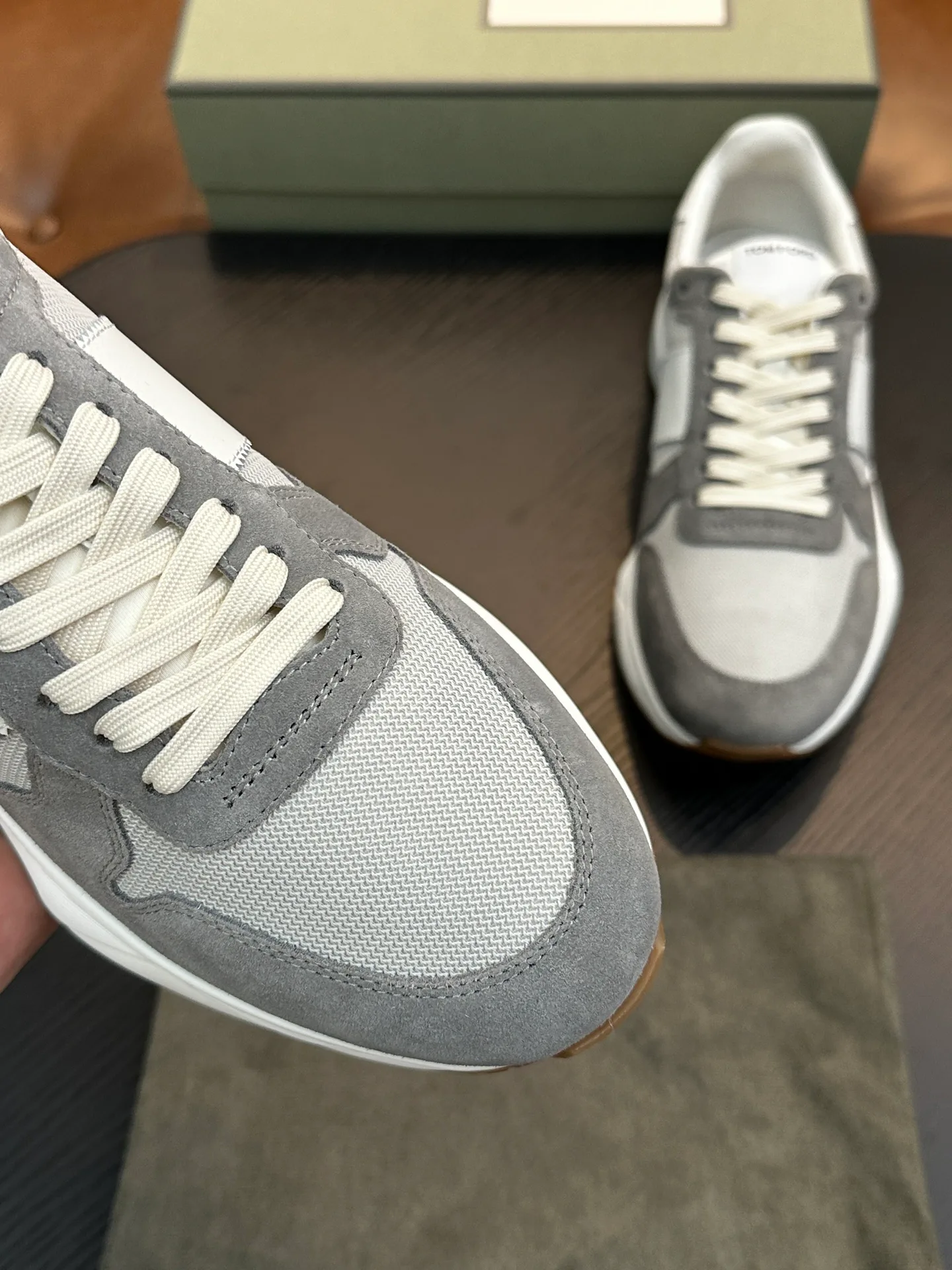 Men's Sneakers TOM FORD 18118686