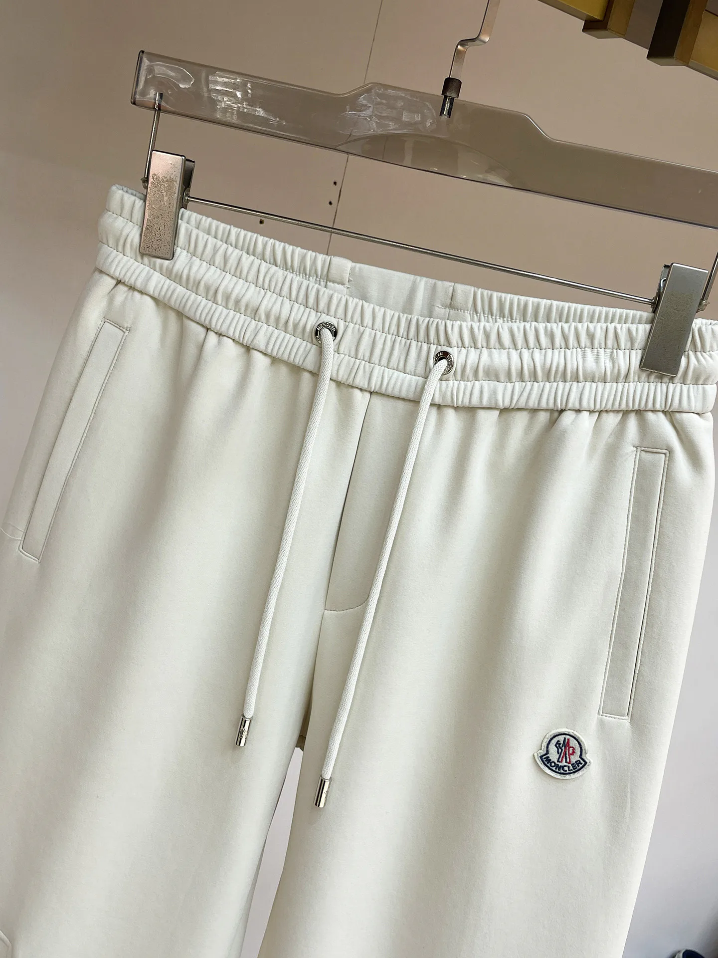 Men's Trousers MONCLER 18499617