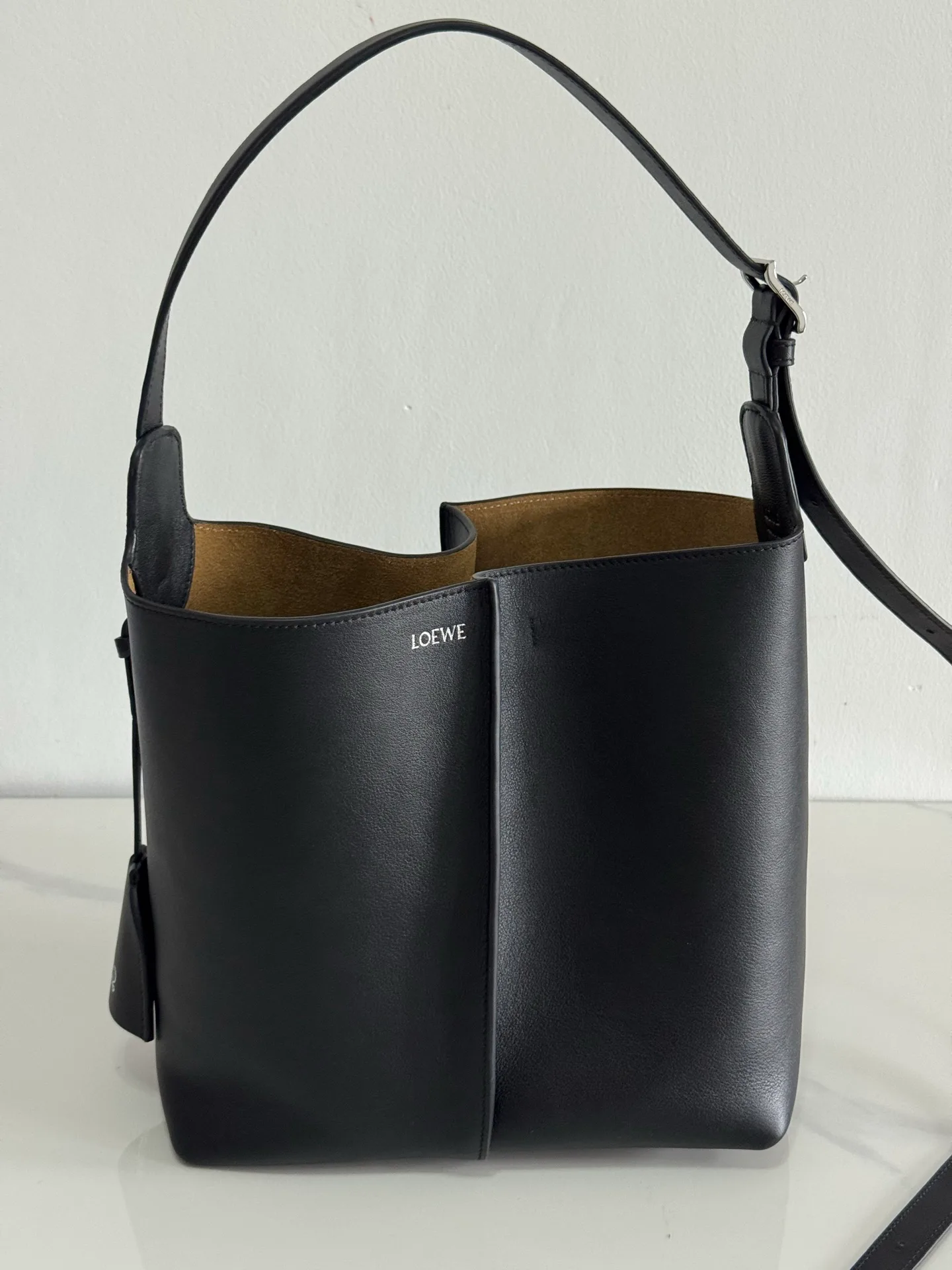 Women's Classic Handbags LOEWE 17797196