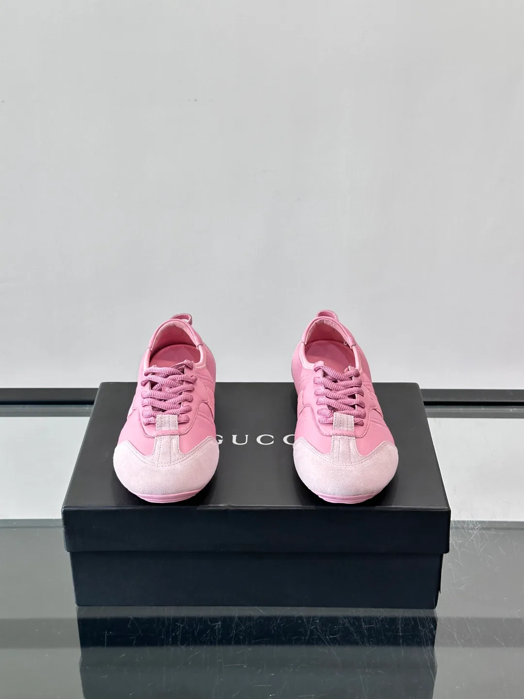 Women's Sneakers GUCCI 17689239