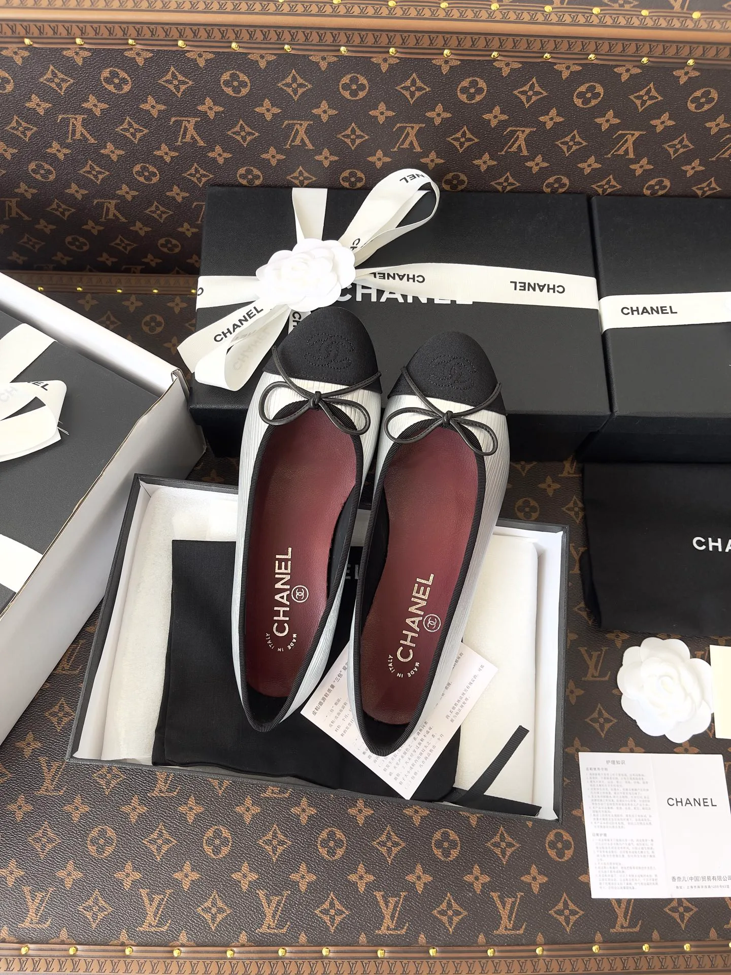 Women's Ballet Flats CHANEL 18153008