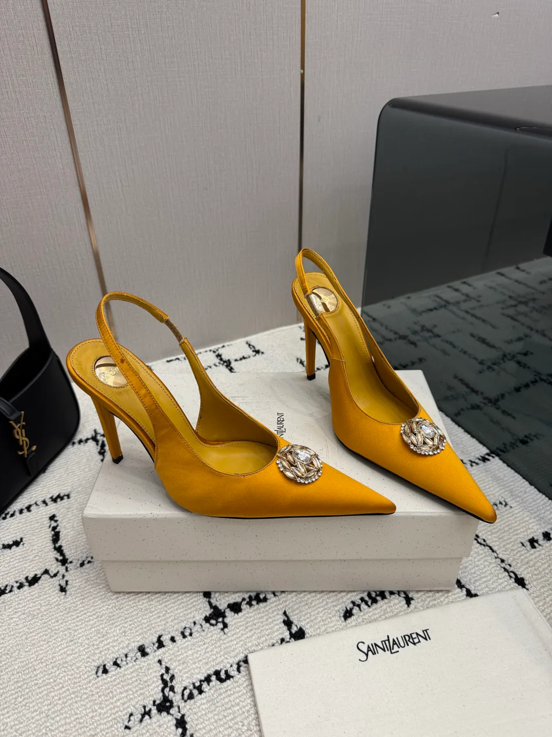 Women's Heels SAINT LAURENT 18237800