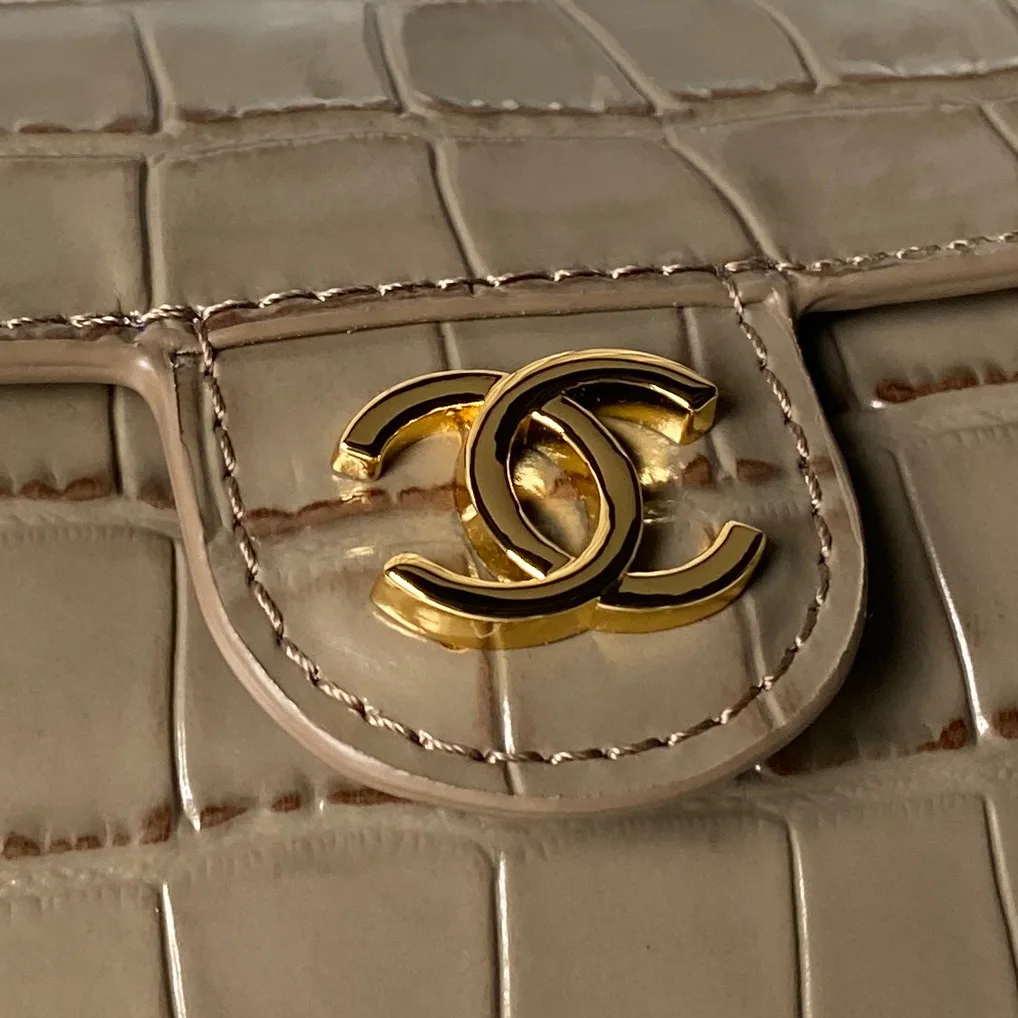 Women's Classic Handbags CHANEL 17239684