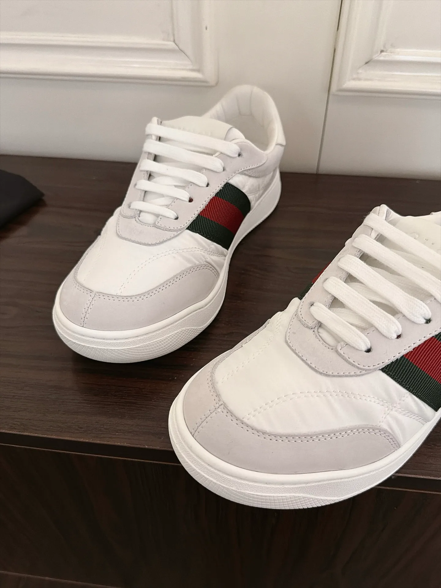 Women's Sneakers GUCCI 17963555