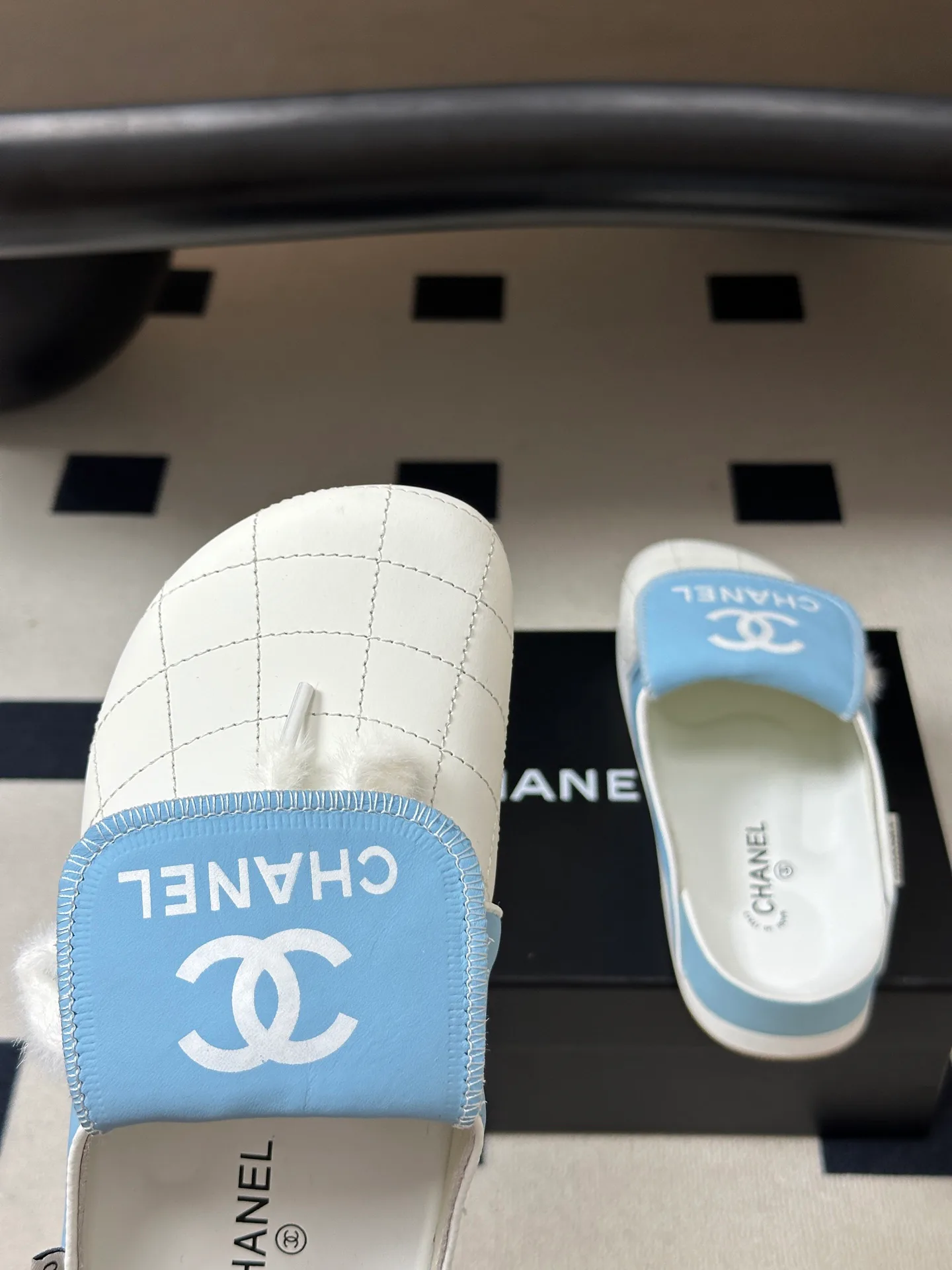 Women's Mules And Clogs CHANEL 17830302