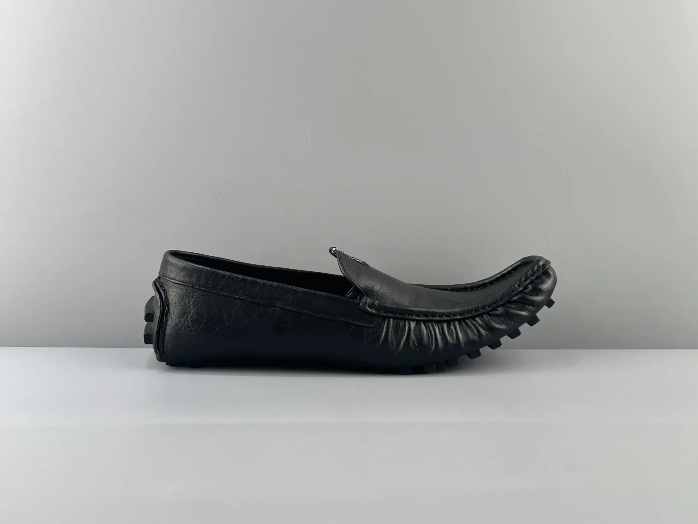 Men's Loafers And Dress Shoes BALENCIAGA 17891582
