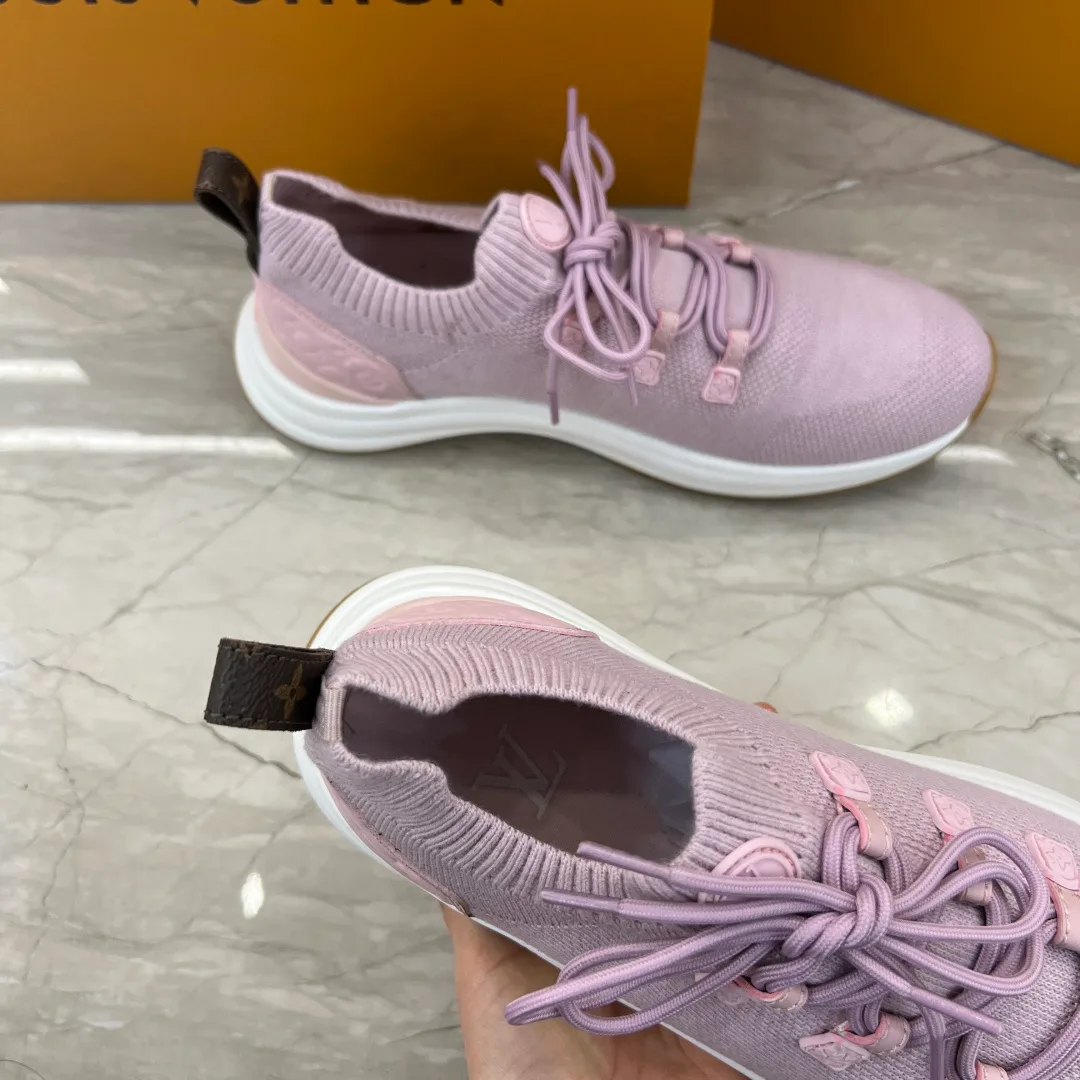 Men's Sneakers LOUIS VUITTON 18227054