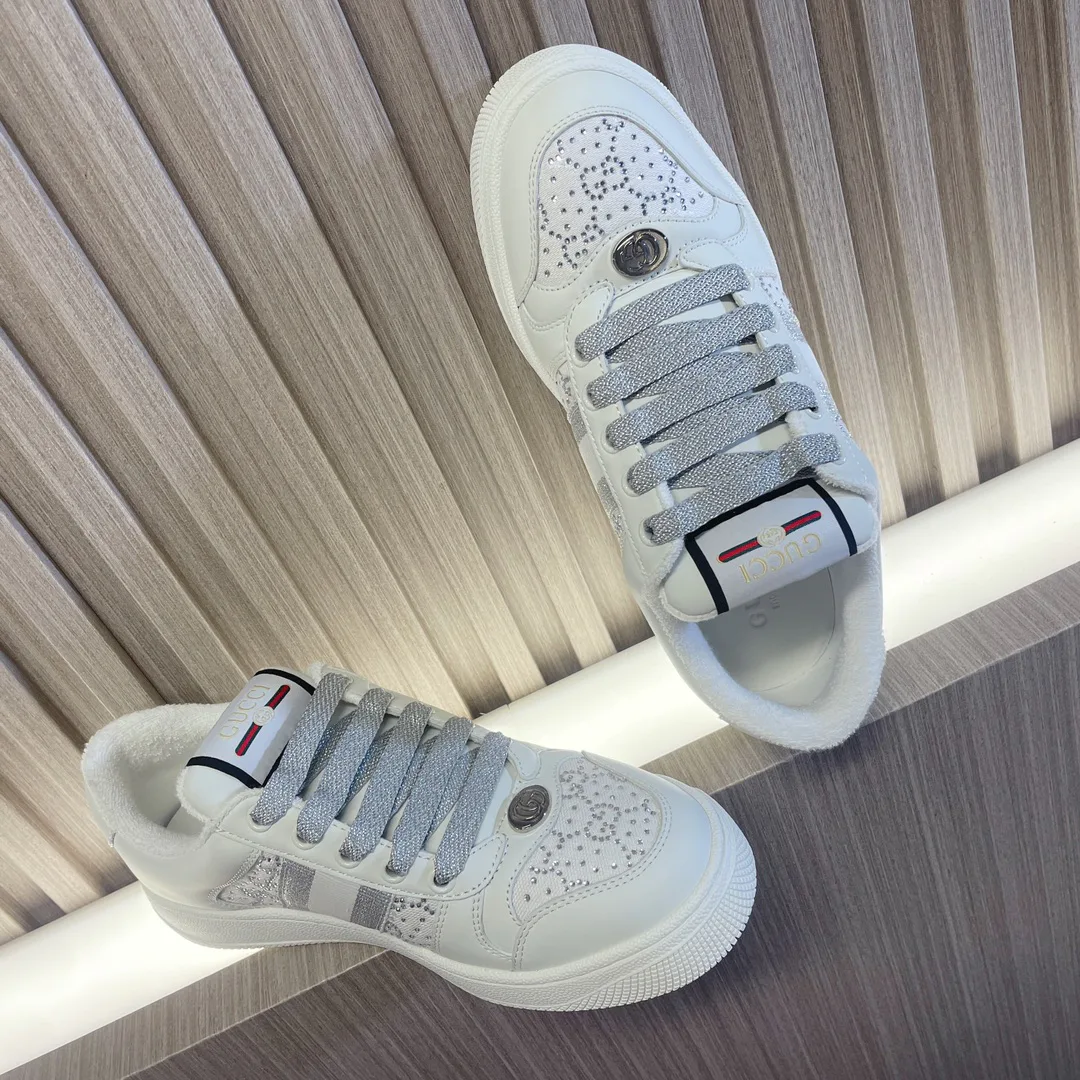 Women's Sneakers GUCCI 18011366