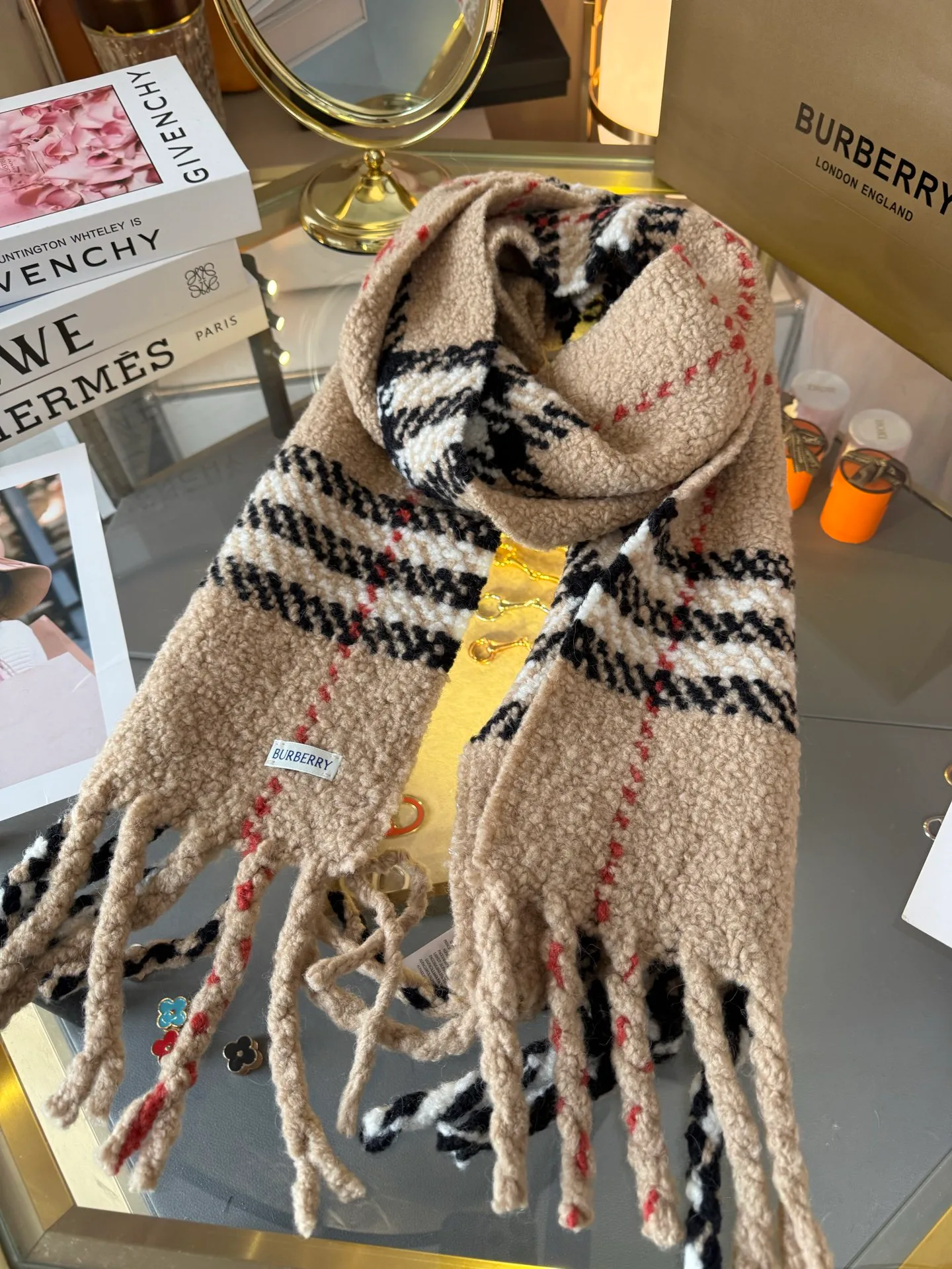 Scarves BURBERRY 18222517