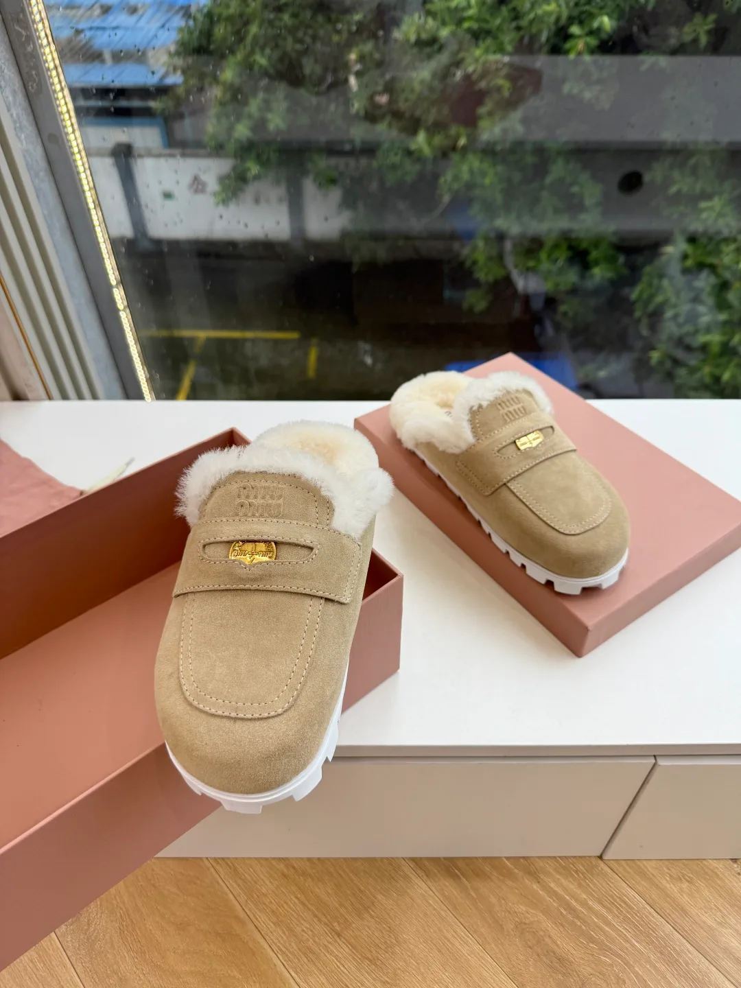 Women's Mules And Clogs MIU MIU 17978219