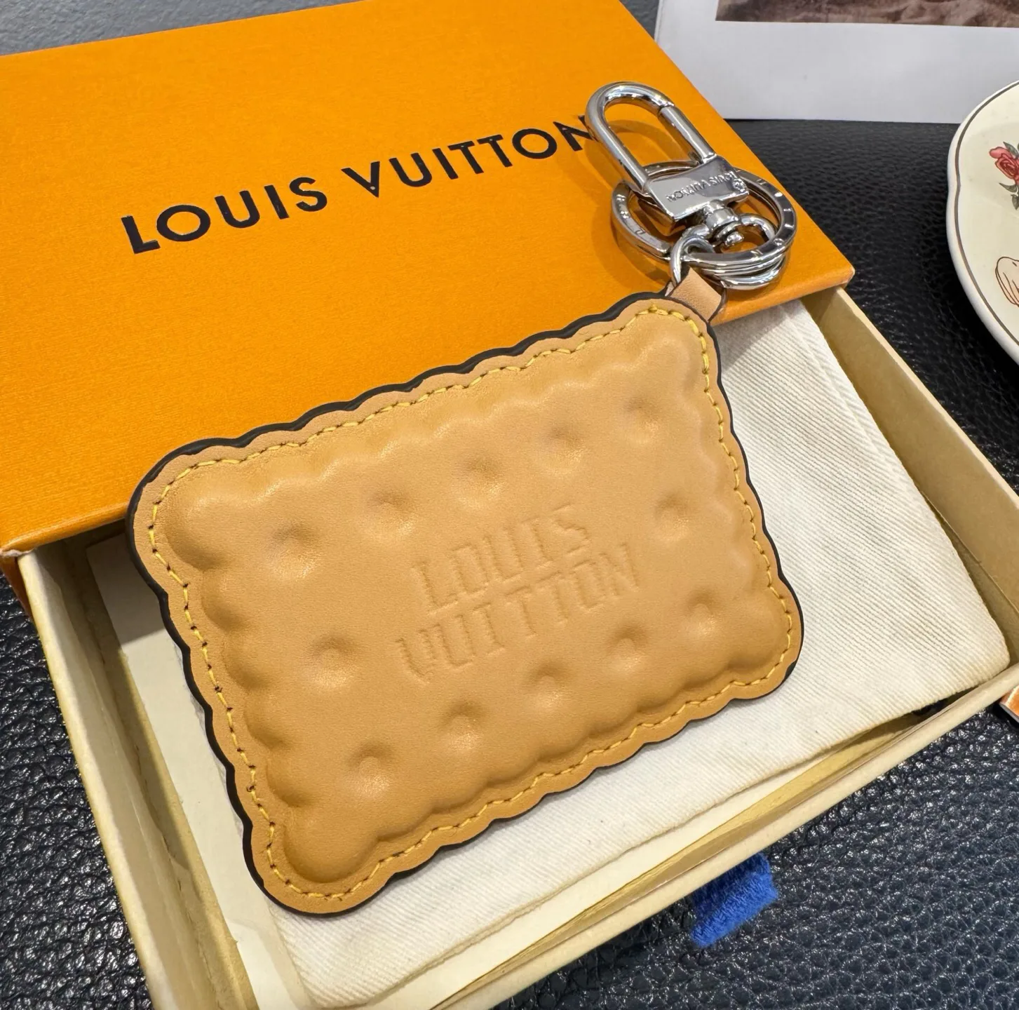 Key Cases LOUIS VUITTON 18013297