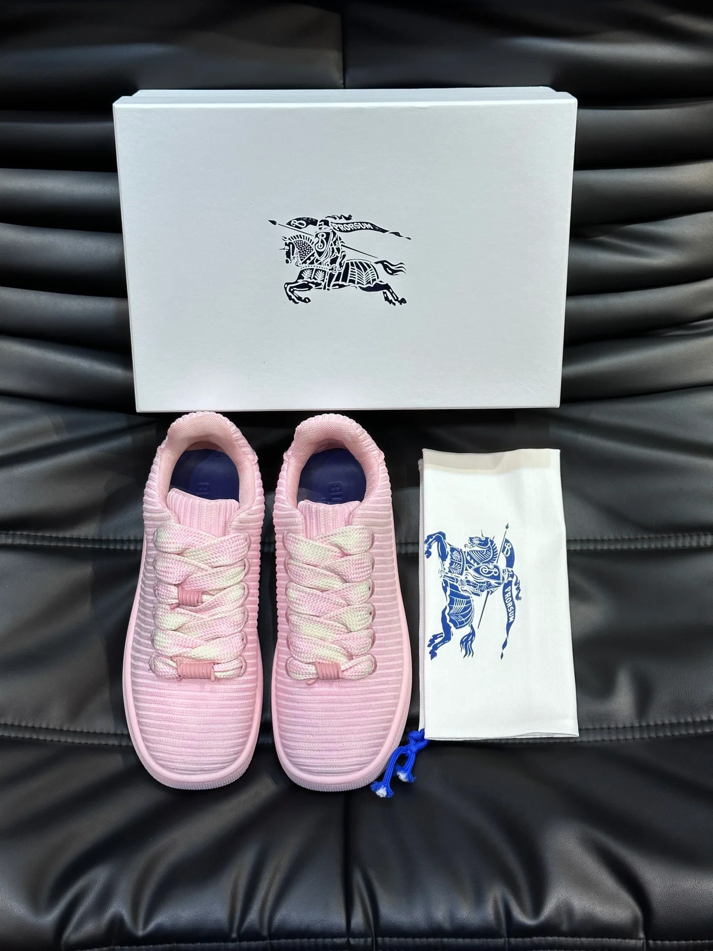 Women's Sneakers BURBERRY 17926229