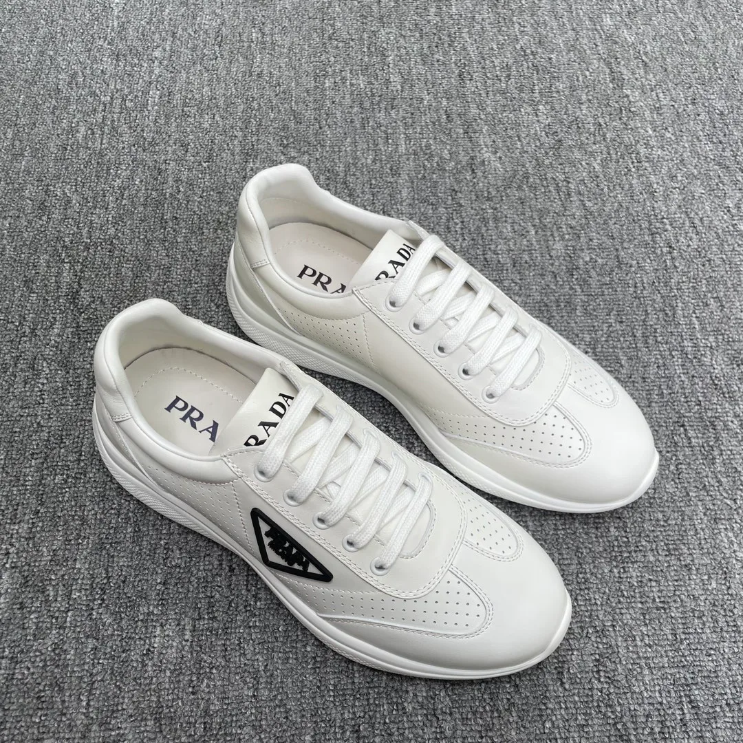 Men's Sneakers PRADA 18076358