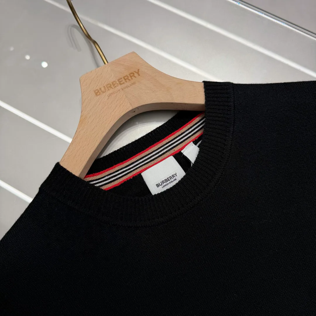Men's Jumpers And Sweaters BURBERRY 17917637