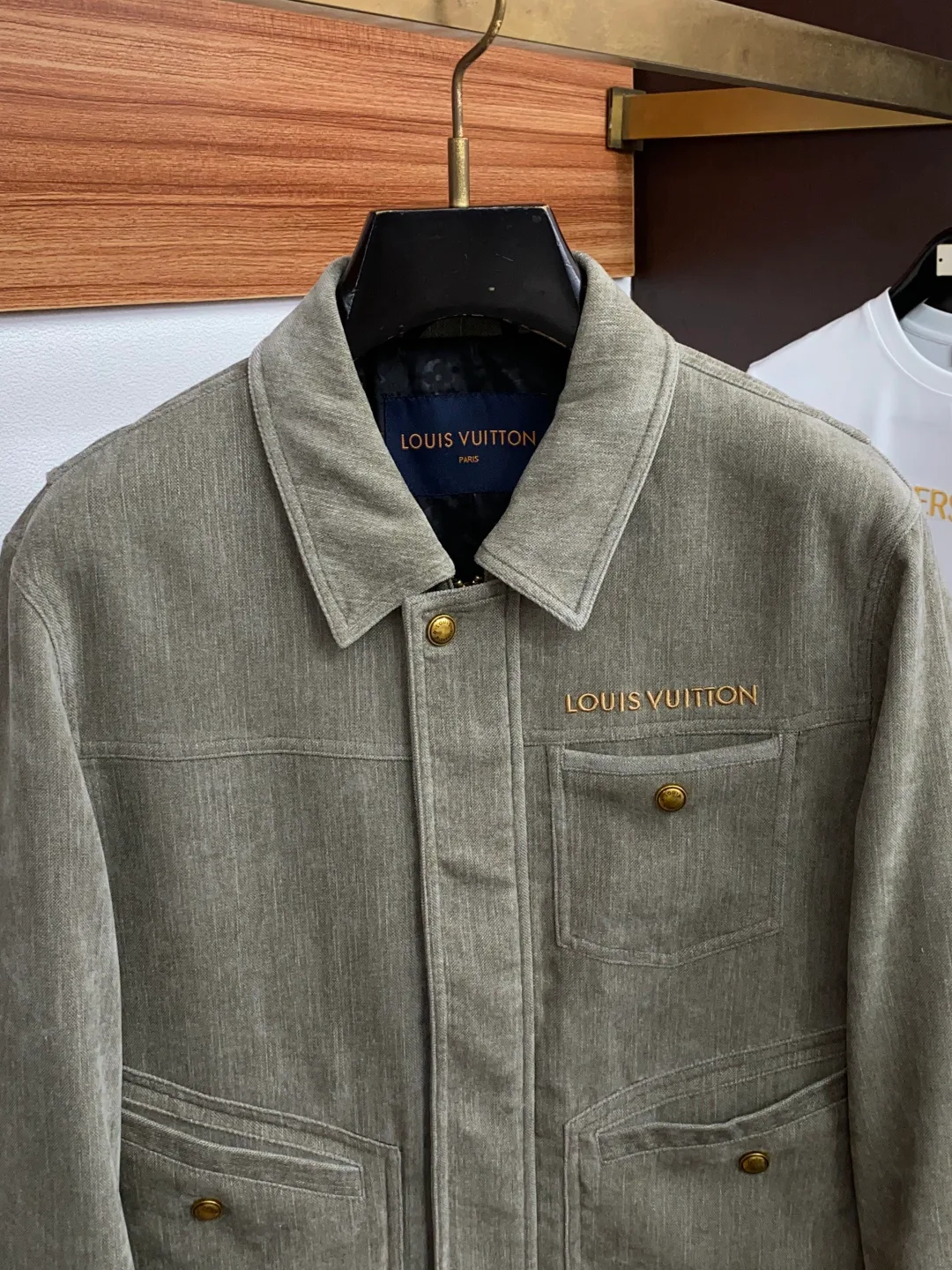 Men's Jackets And Down Jackets LOUIS VUITTON 18178634