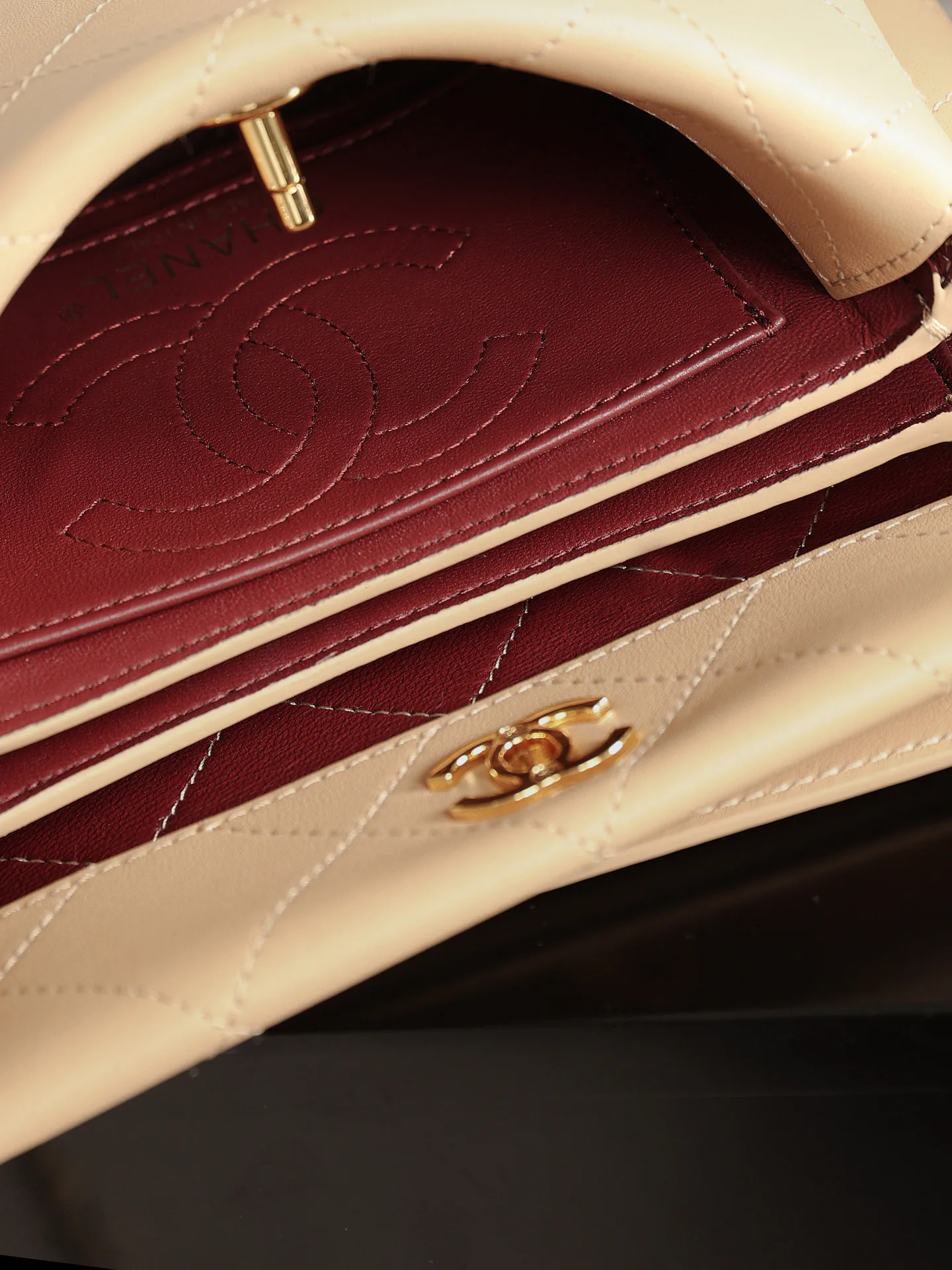 Women's Classic Handbags CHANEL 17844822