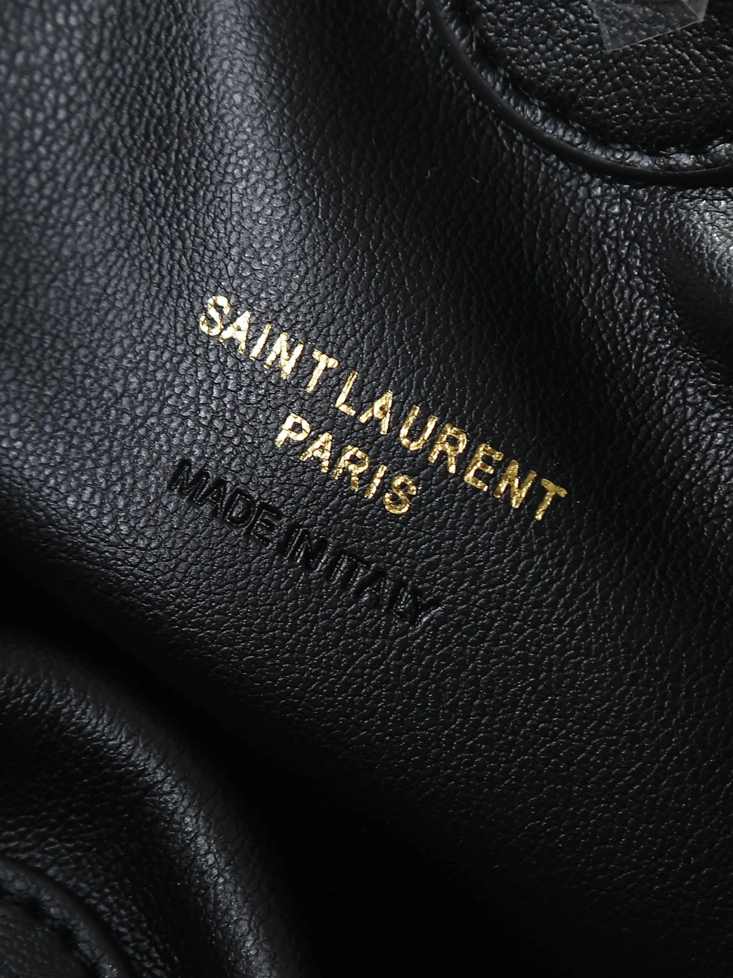 Women's Classic Handbags SAINT LAURENT 18005137