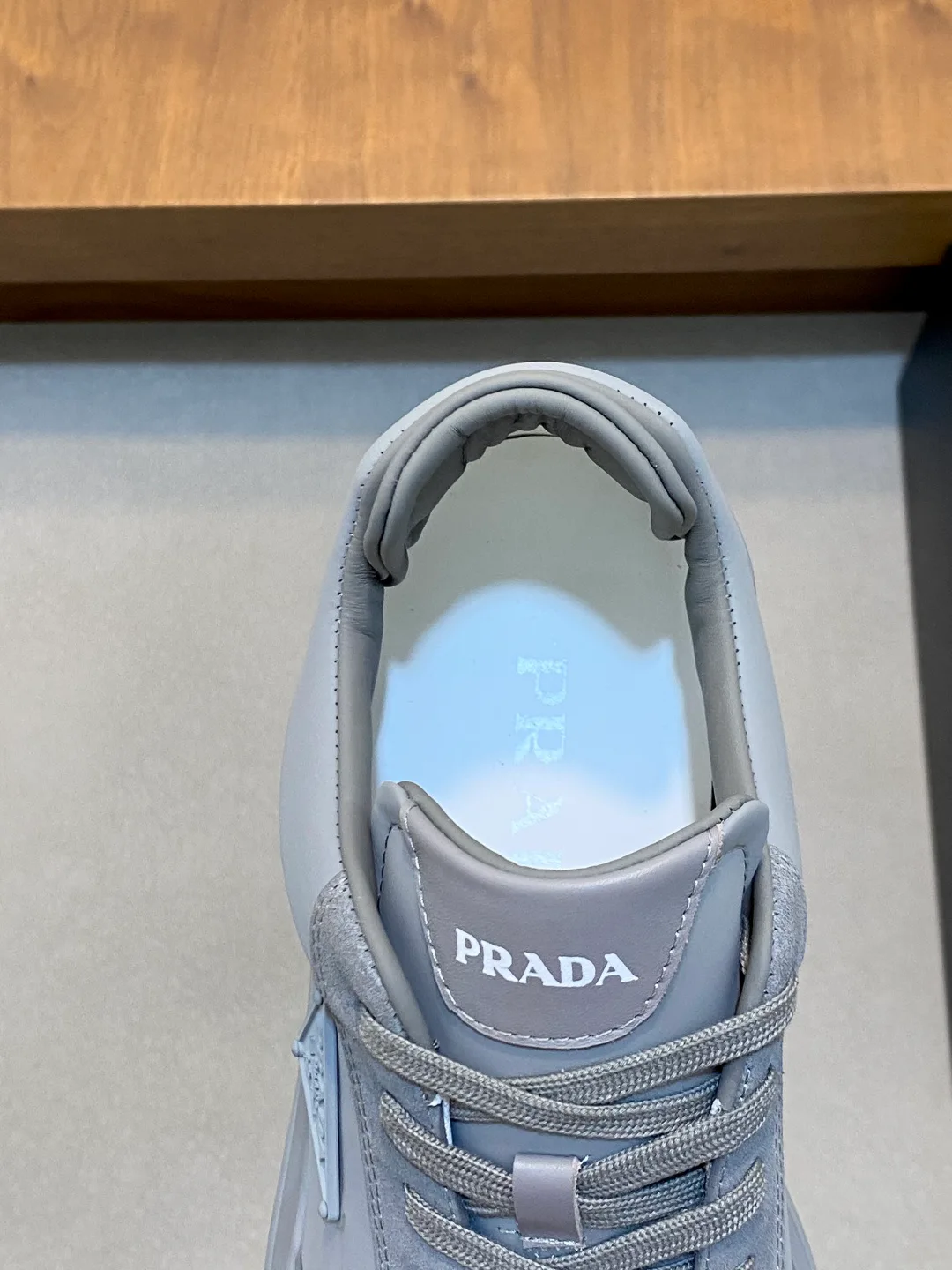 Men's Sneakers PRADA 18116637