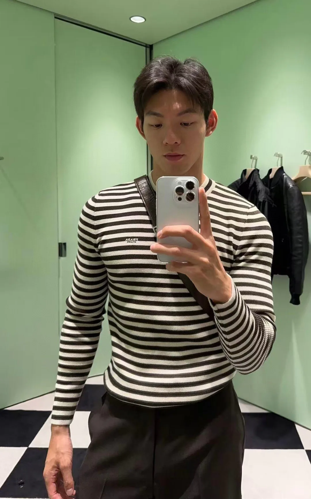 Men's Jumpers And Sweaters PRADA 17933365