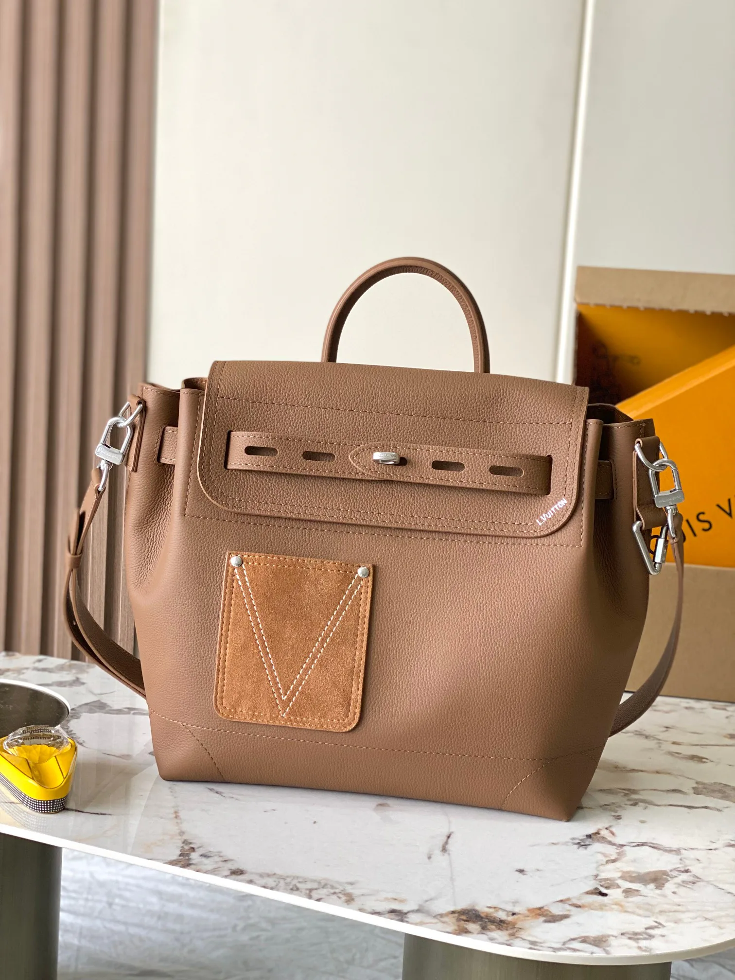 Women's Classic Handbags LOUIS VUITTON 18521056