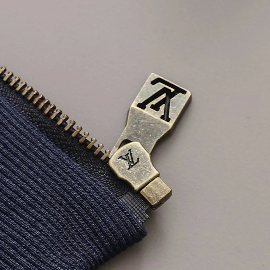 Men's Sweatshirts And Hoodies LOUIS VUITTON 18068782