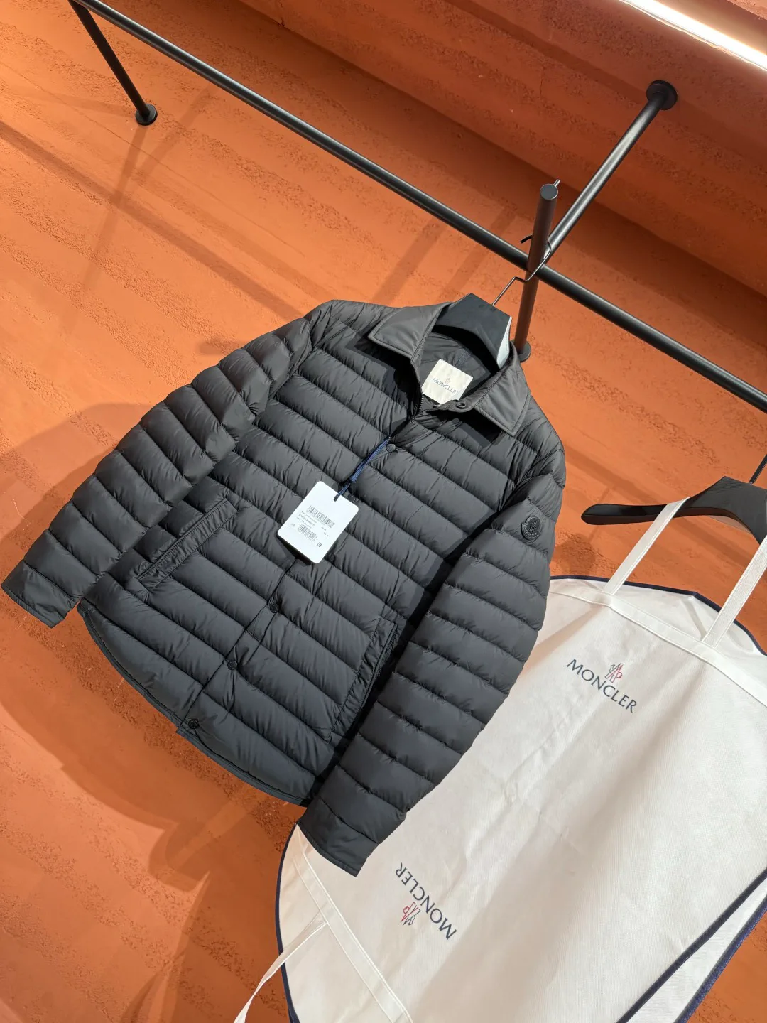 Women's Jackets And Down Jackets MONCLER 18436263