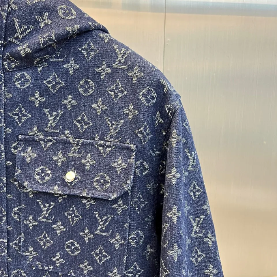 Men's Jackets And Down Jackets LOUIS VUITTON 18416751