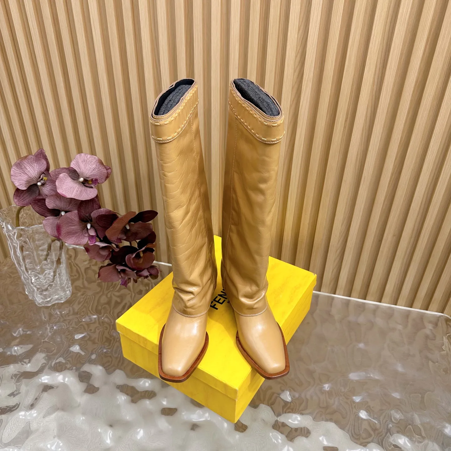 Women's Boots FENDI 18235451