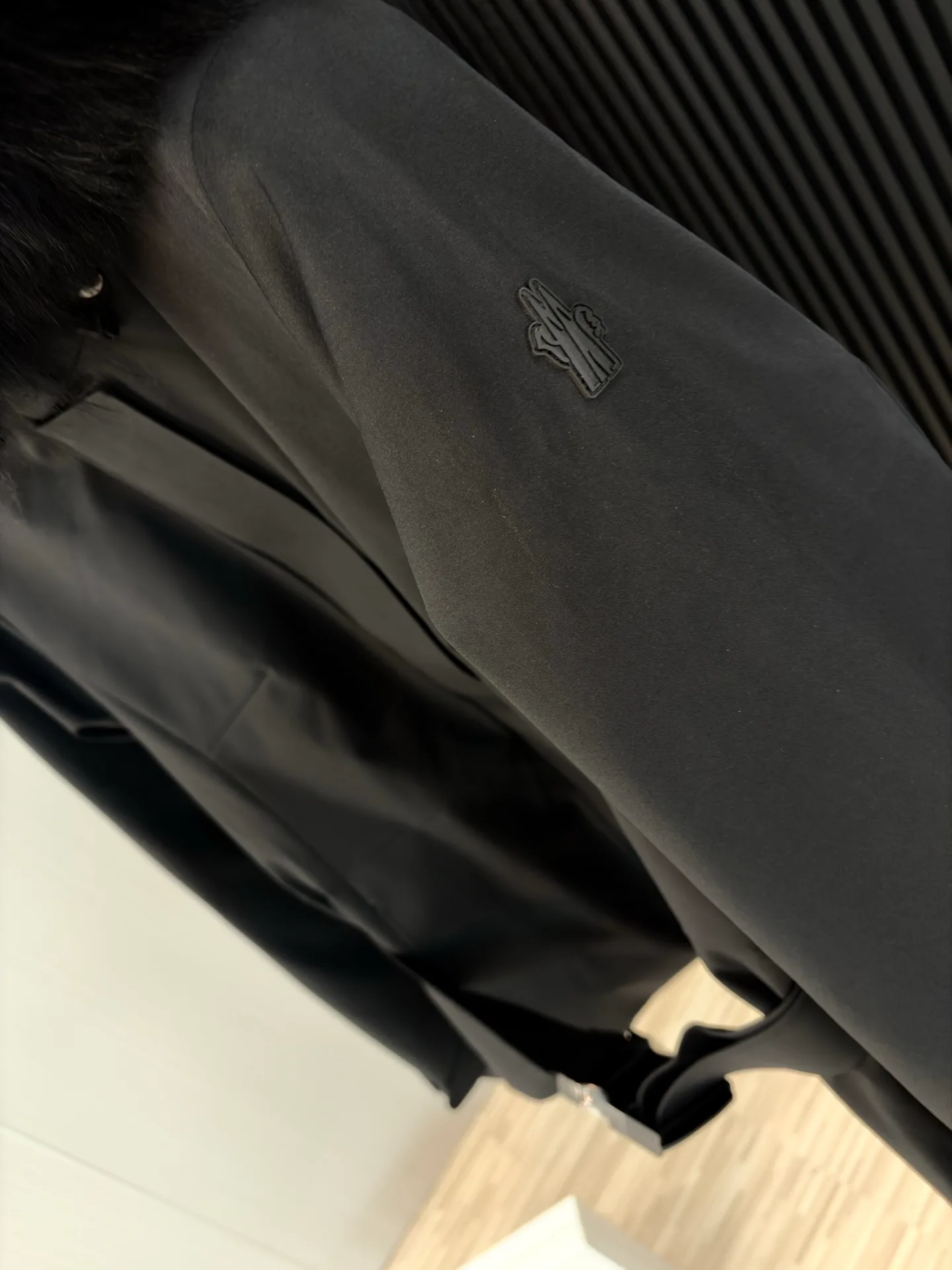 Women's Jackets And Down Jackets MONCLER 18188679