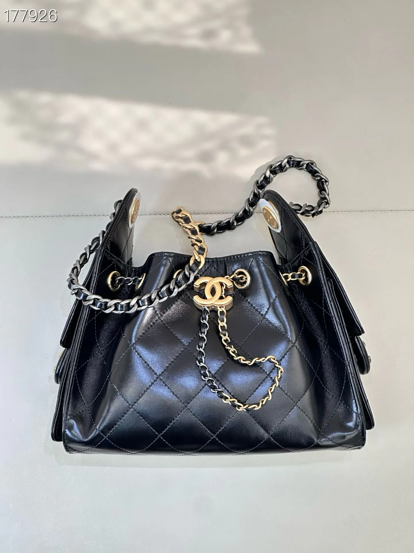 Women's Classic Handbags CHANEL 18526036
