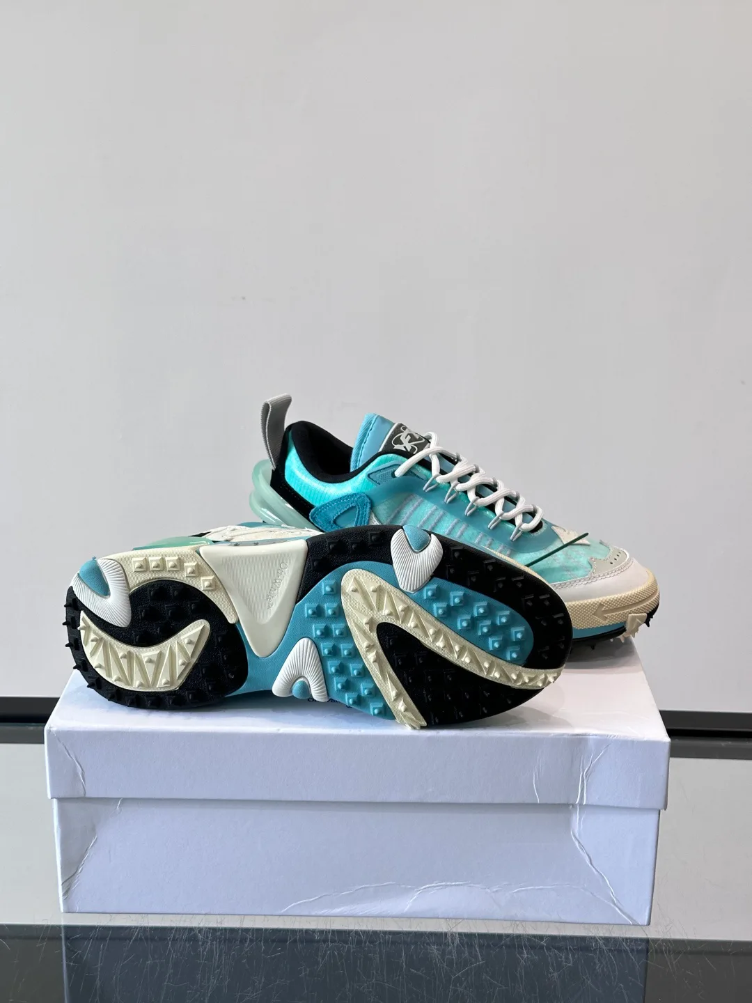 Women's Sneakers OFF-WHITE 17689325