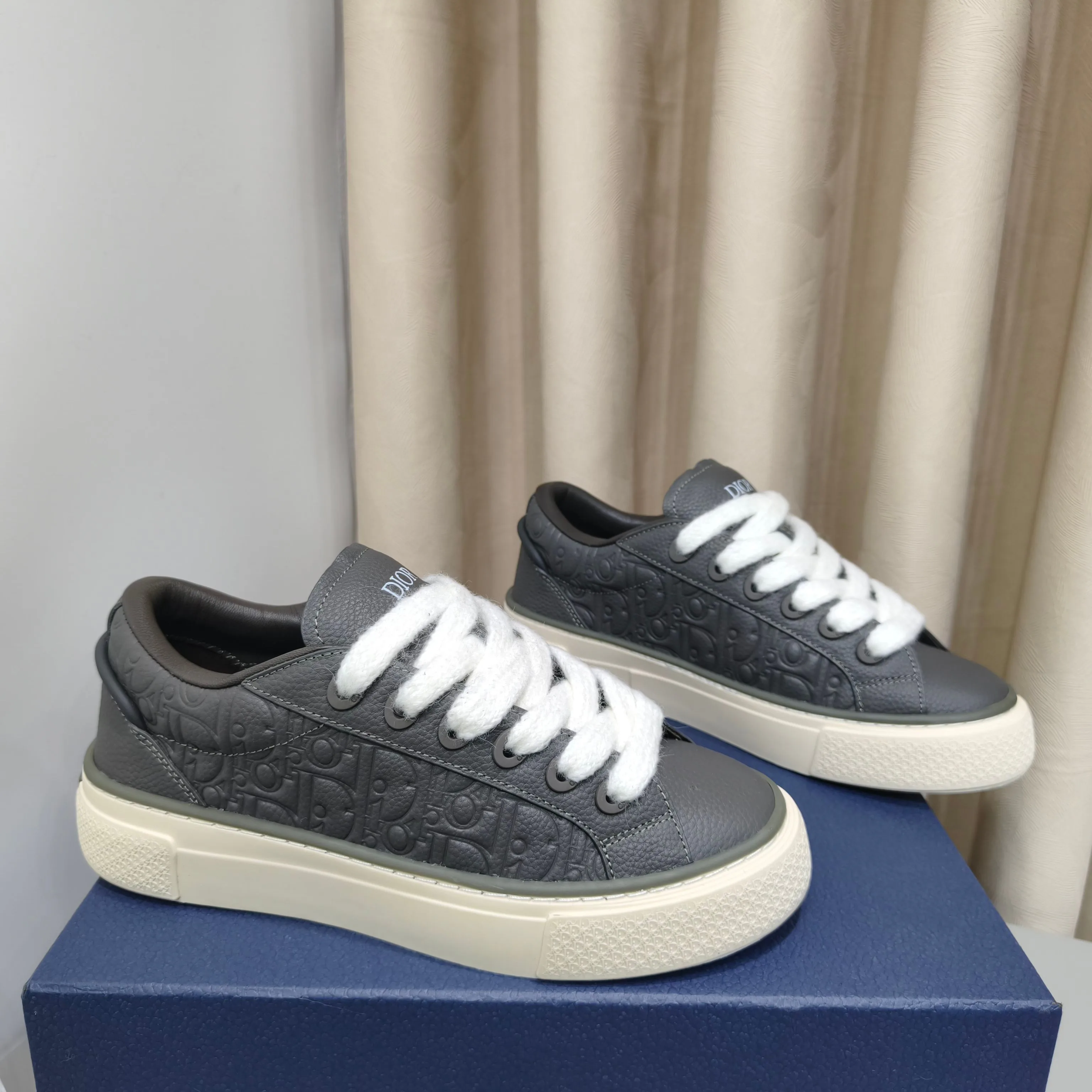 Women's Sneakers CHRISTIAN DIOR 17988862