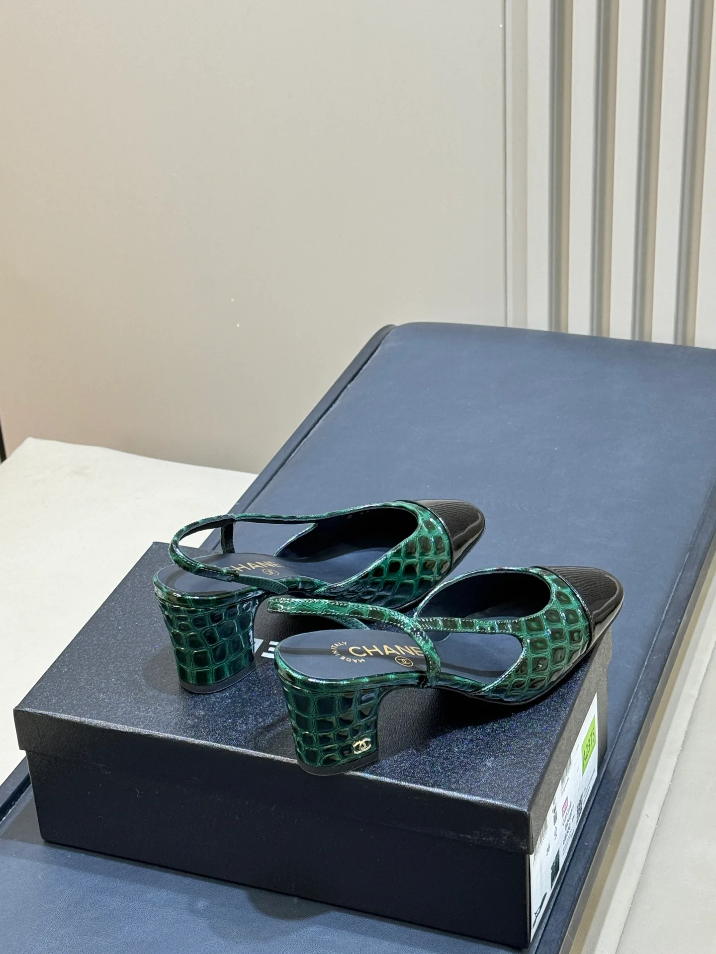 Women's Heels CHANEL 18073200