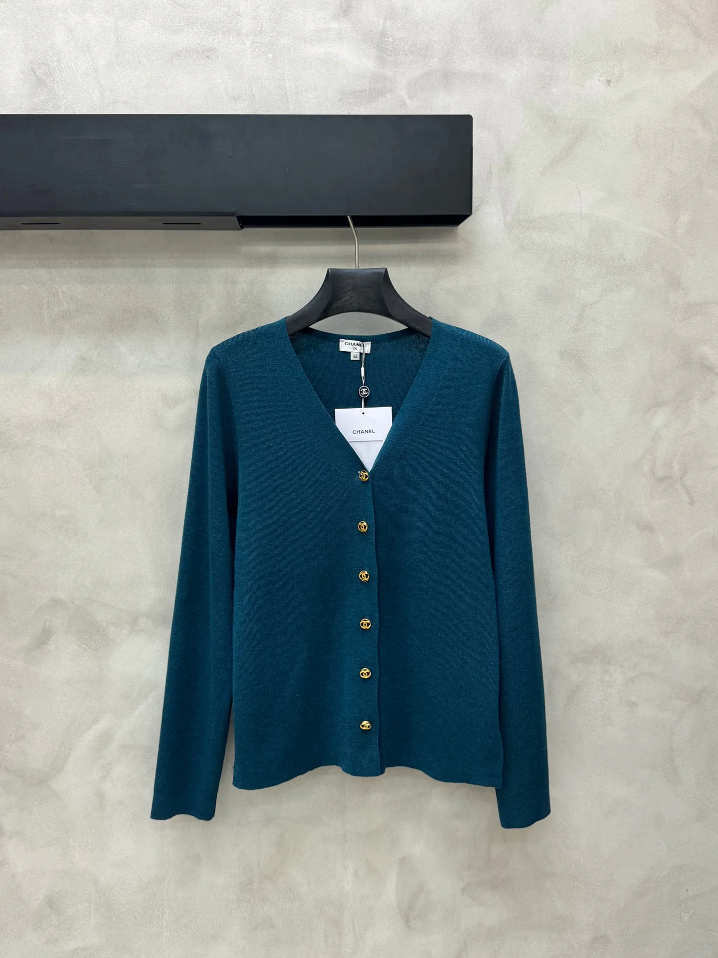 Women's Jumpers And Sweaters CHANEL 18138394