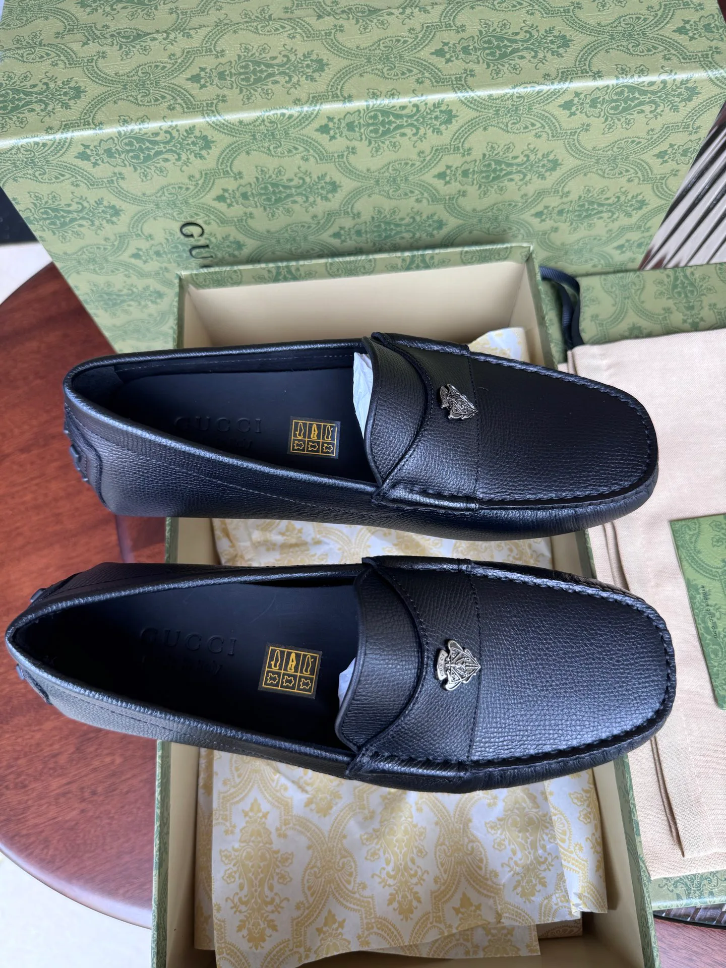 Men's Loafers And Dress Shoes GUCCI 17798715