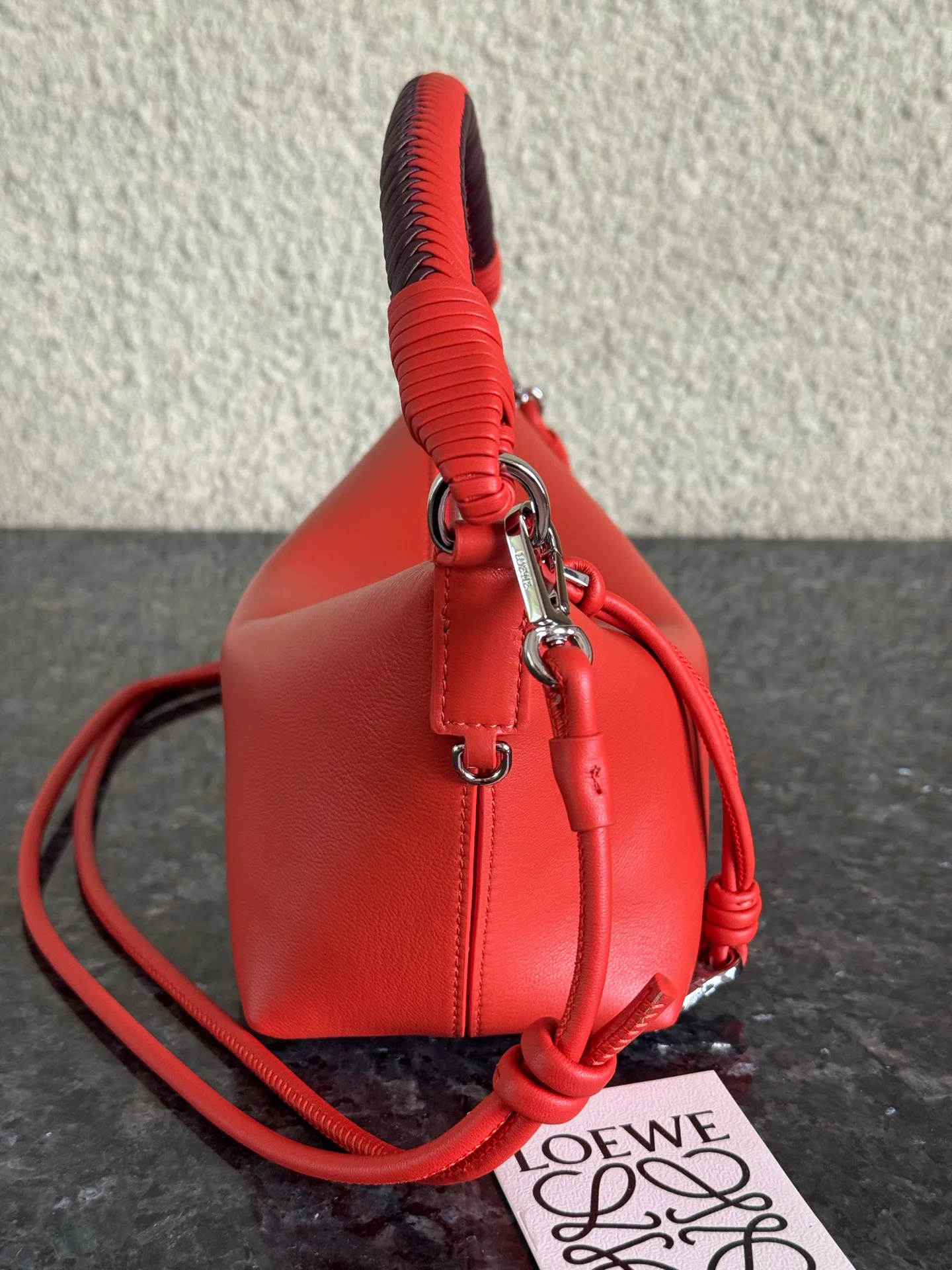 Women's Classic Handbags LOEWE 17839574