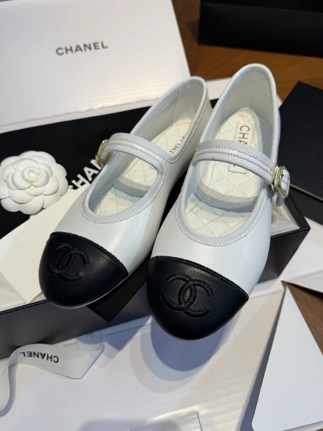 Туфли Женские Chanel 18566183