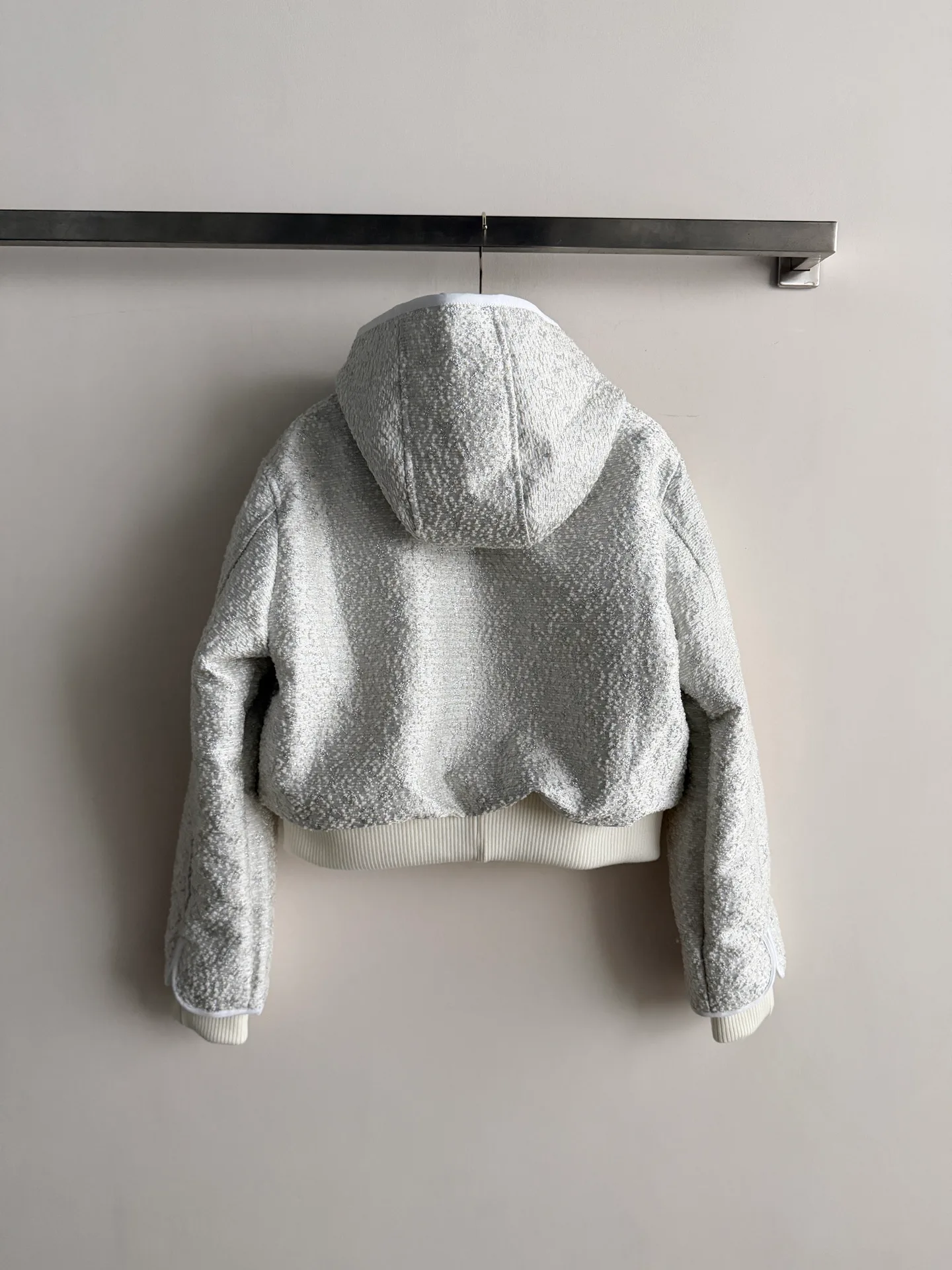 Women's Jackets And Down Jackets LOUIS VUITTON 18047168