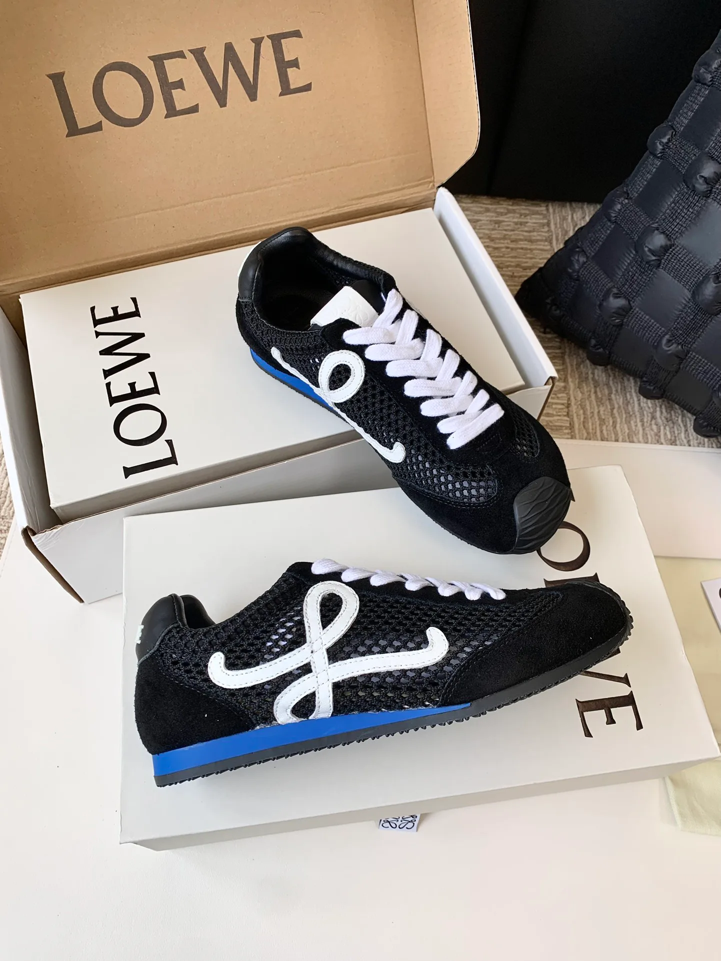 Women's Sneakers LOEWE 17539006
