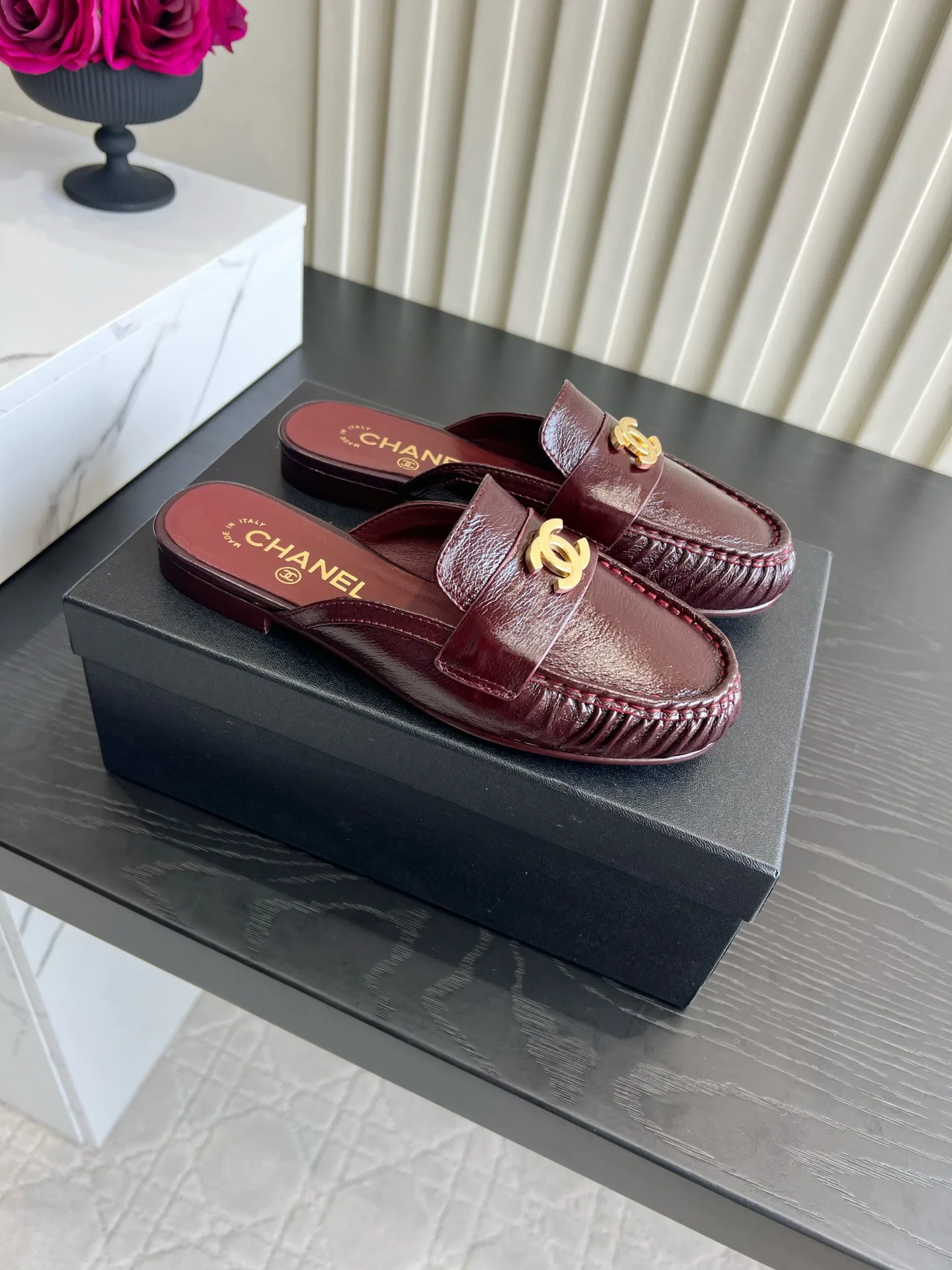 Women's Loafers And Moccasins CHANEL 18223063
