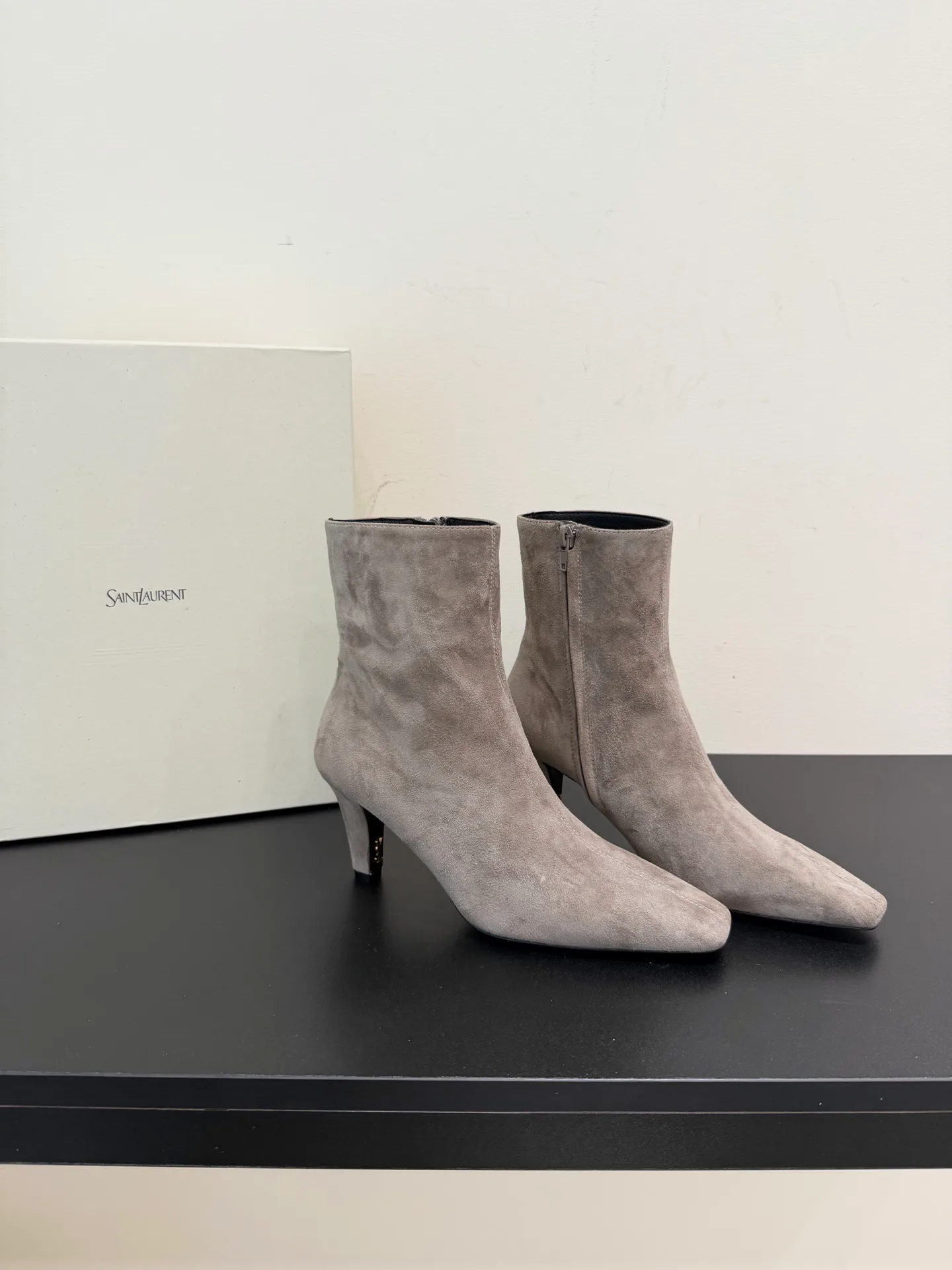 Women's Booties SAINT LAURENT 18244941