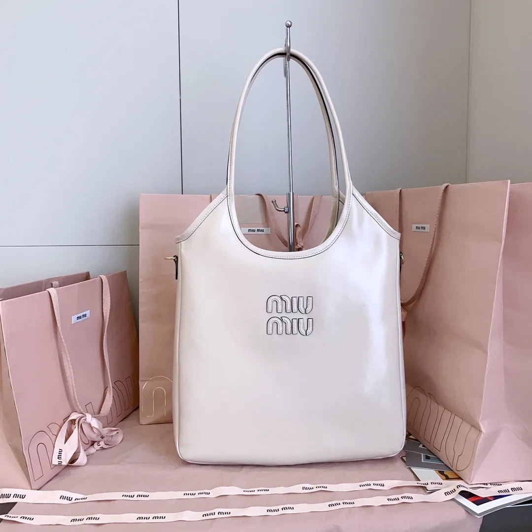 Women's Classic Handbags MIU MIU 18323205