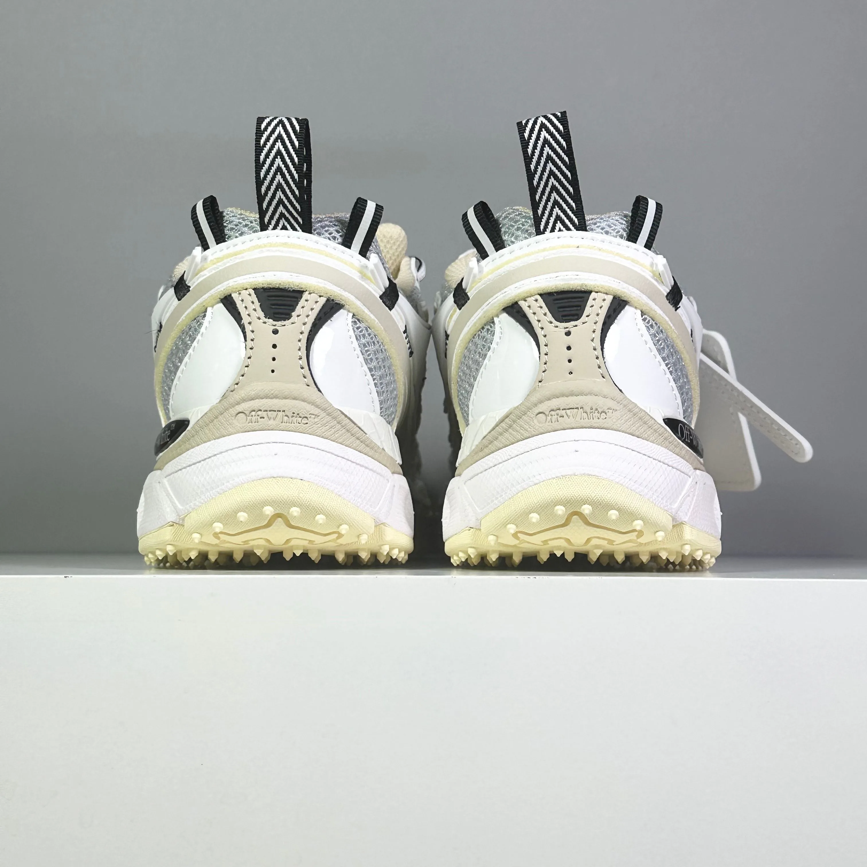 Women's Sneakers OFF-WHITE 18385605