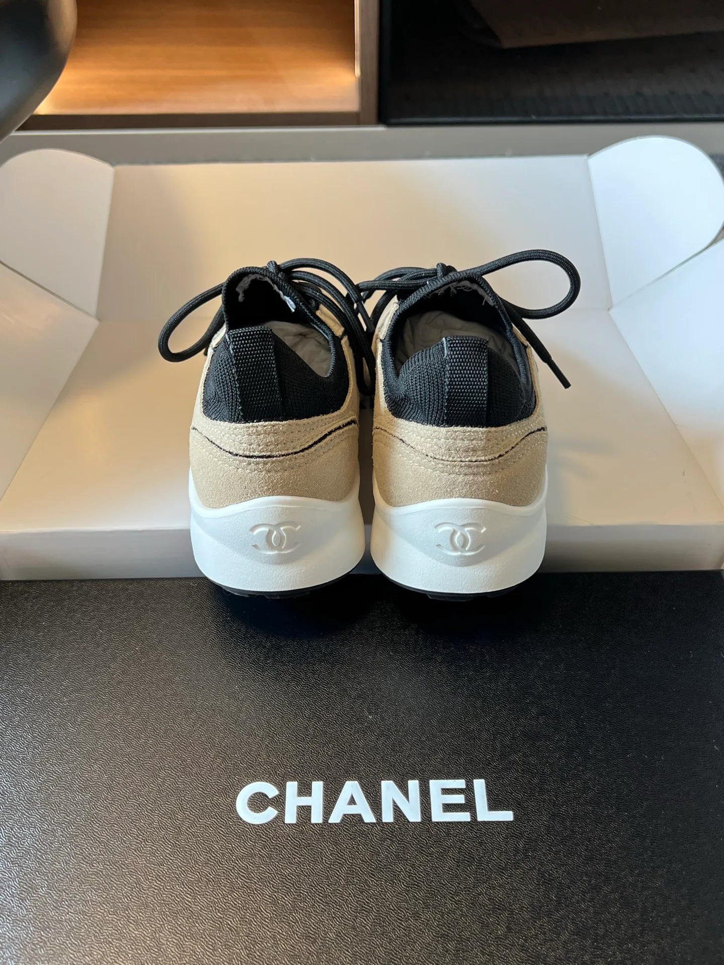 Women's Sneakers CHANEL 17793457