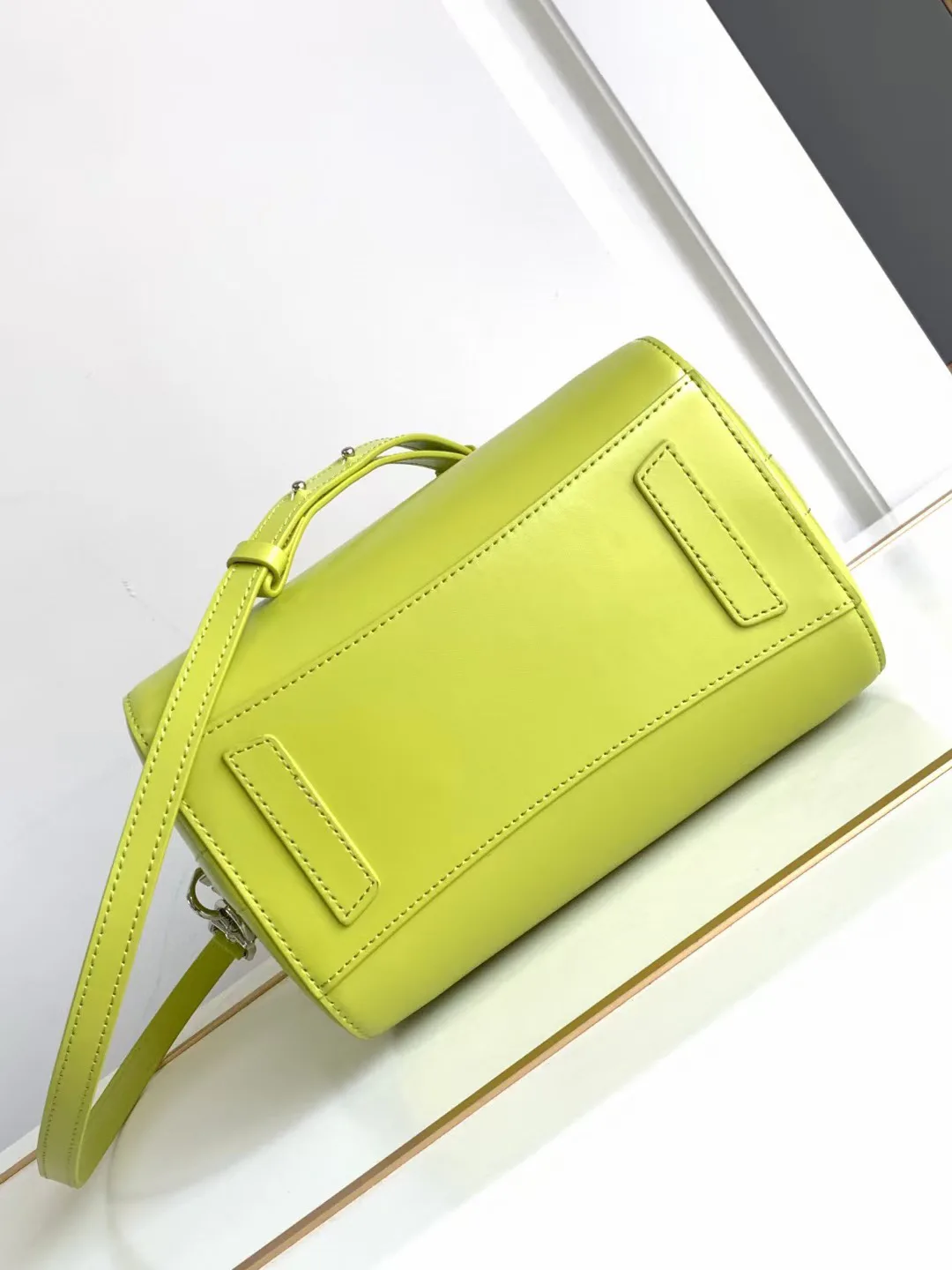 Women's Classic Handbags GIVENCHY 18452630