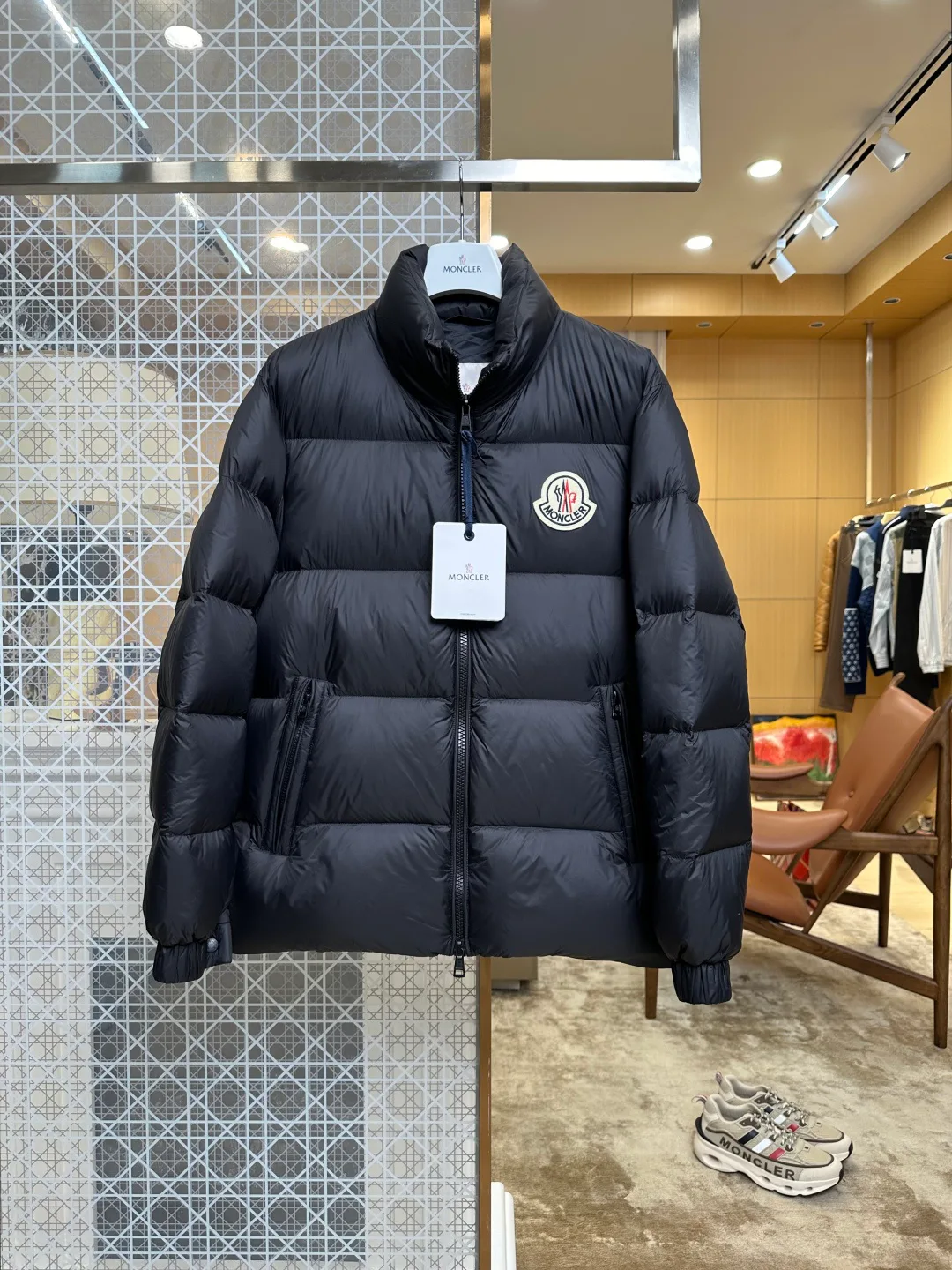Men's Jackets And Down Jackets MONCLER 18260899