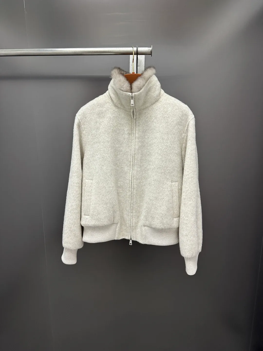 Women's Jackets And Down Jackets LORO PIANA 18226697