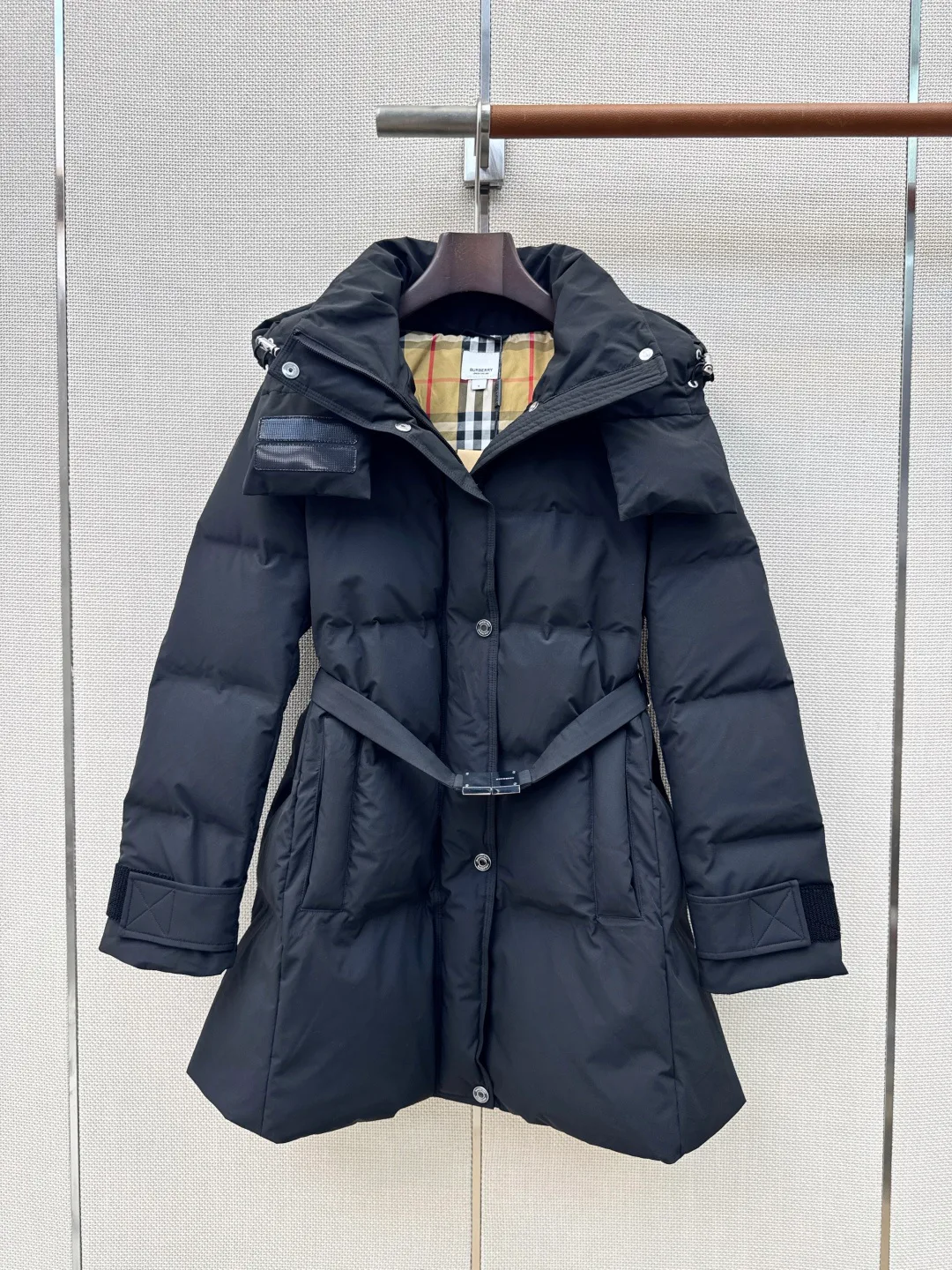 Women's Jackets And Down Jackets BURBERRY 18334417