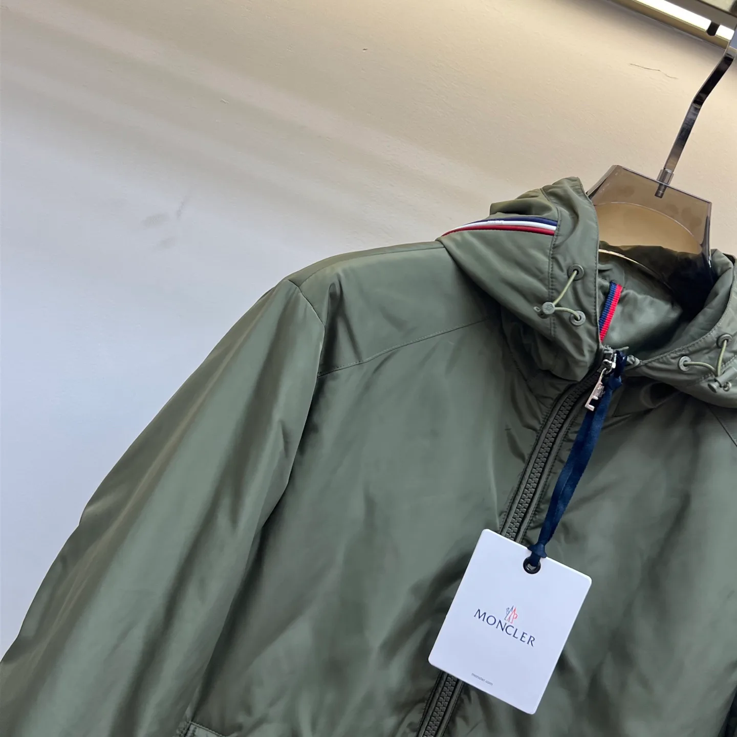 Women's Jackets And Down Jackets MONCLER 17340733
